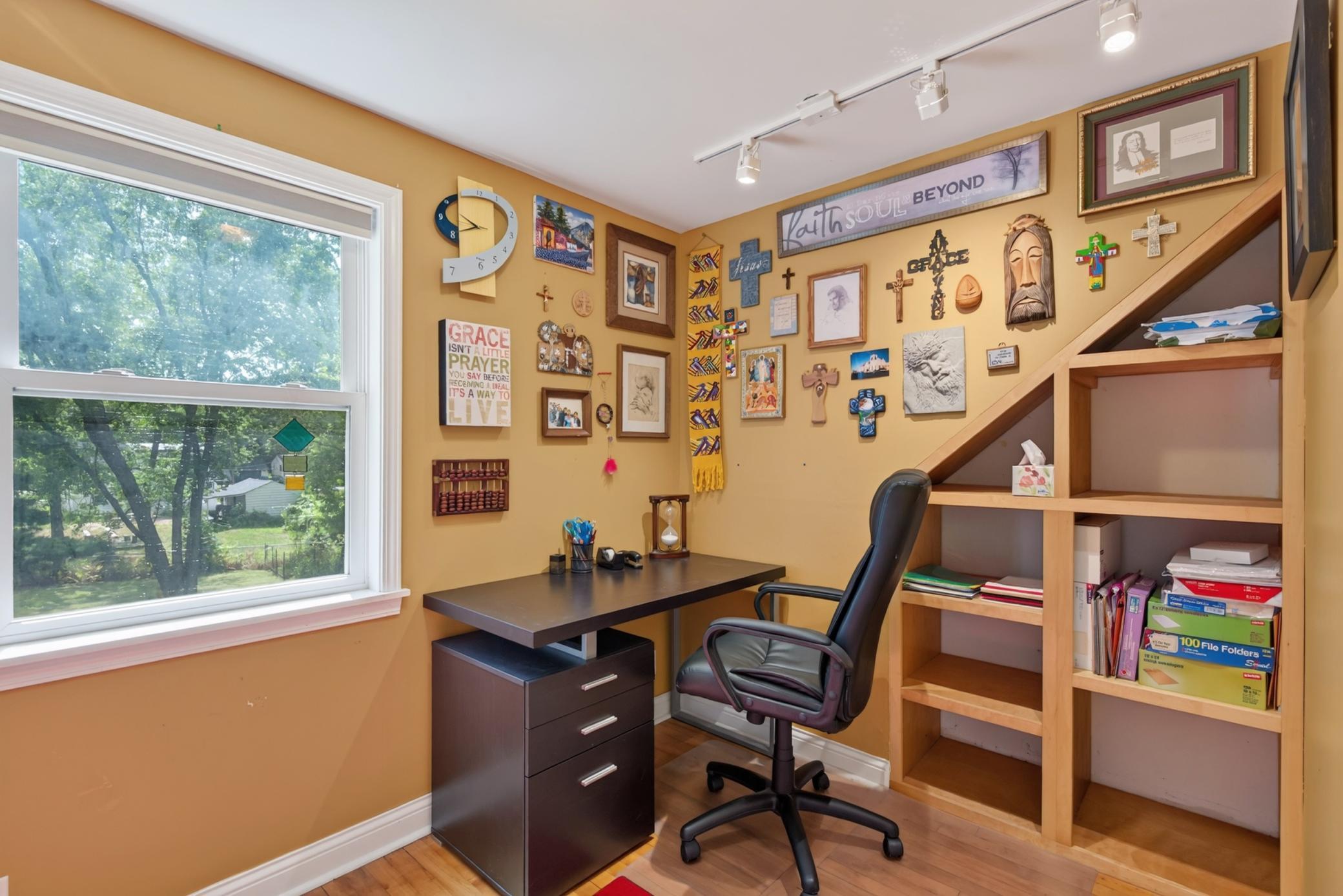 main property photo 33