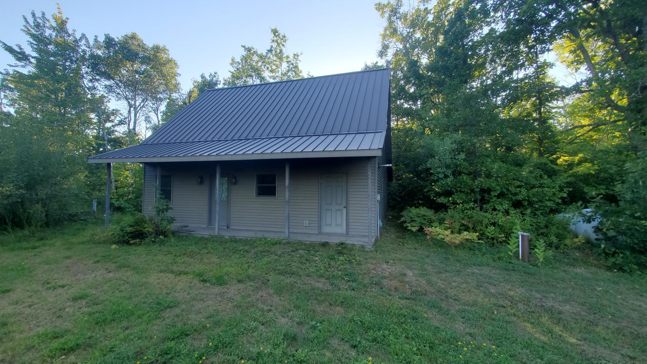main property photo 13