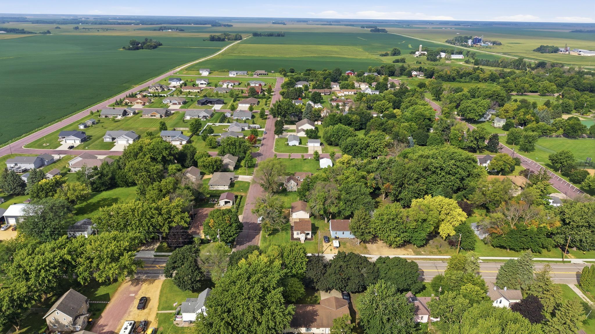 main property photo 26