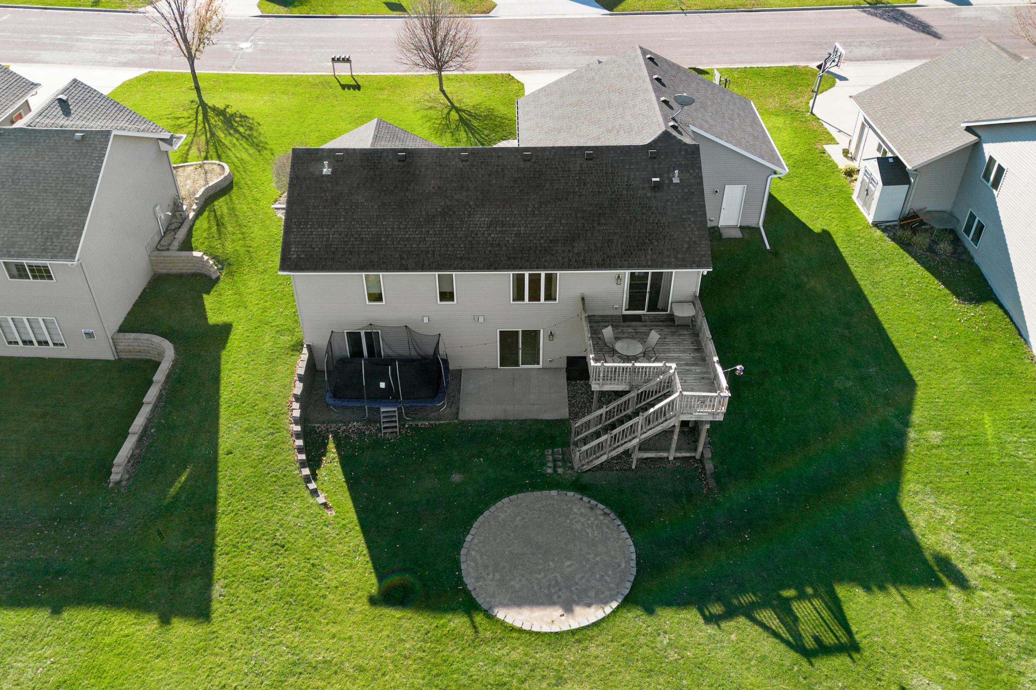 main property photo 29