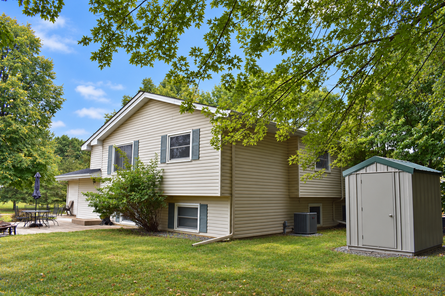 main property photo 2
