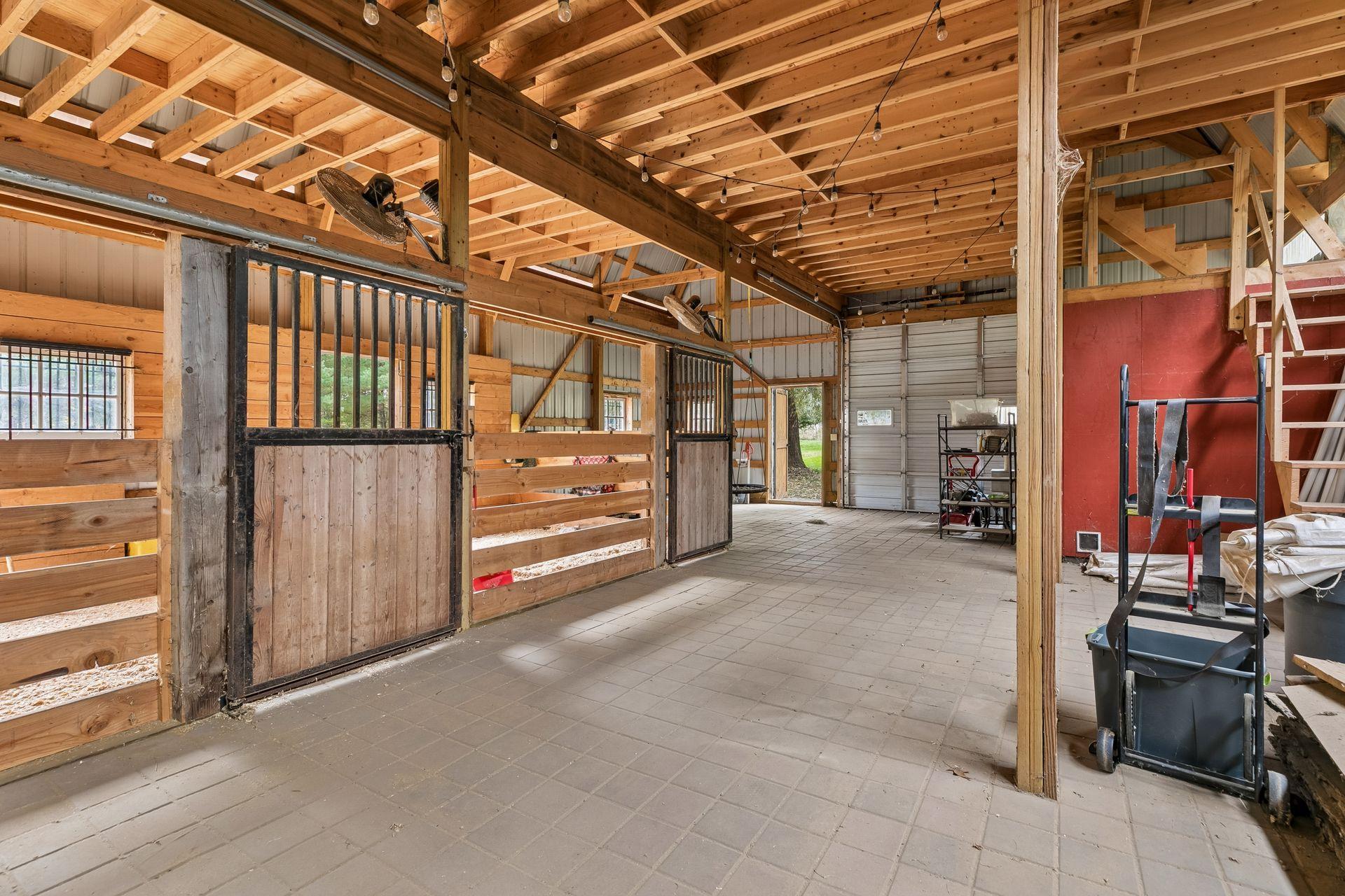 main property photo 70
