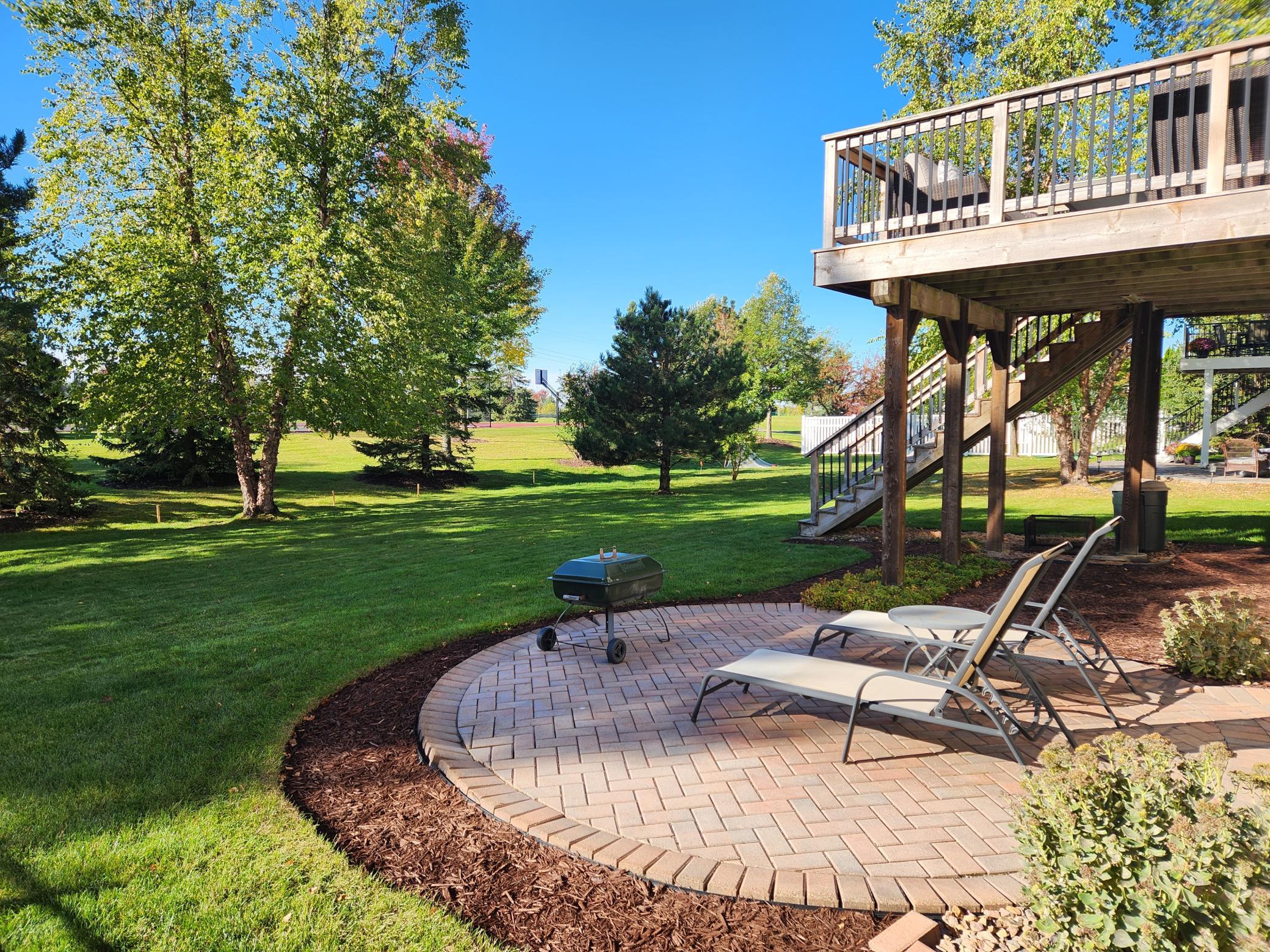 main property photo 14