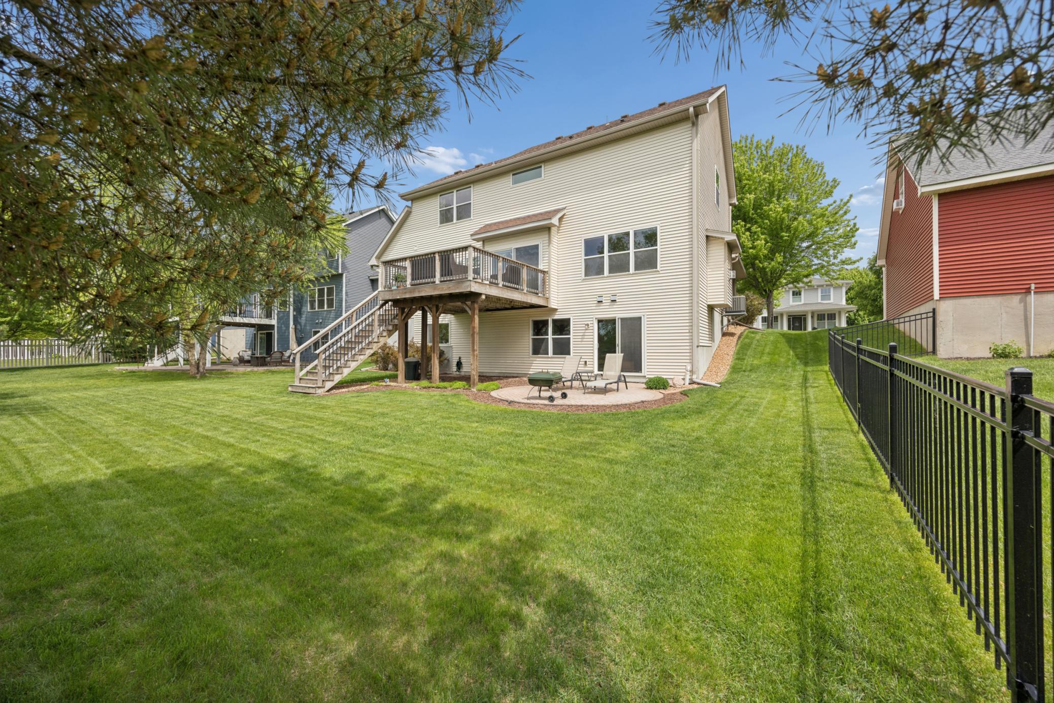main property photo 36