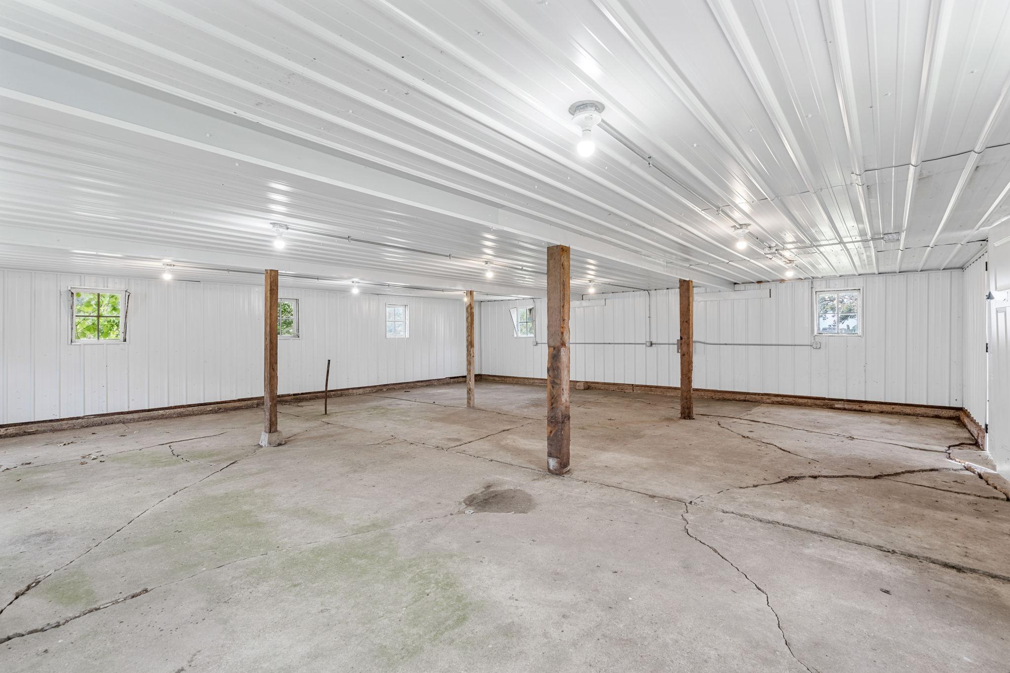main property photo 51