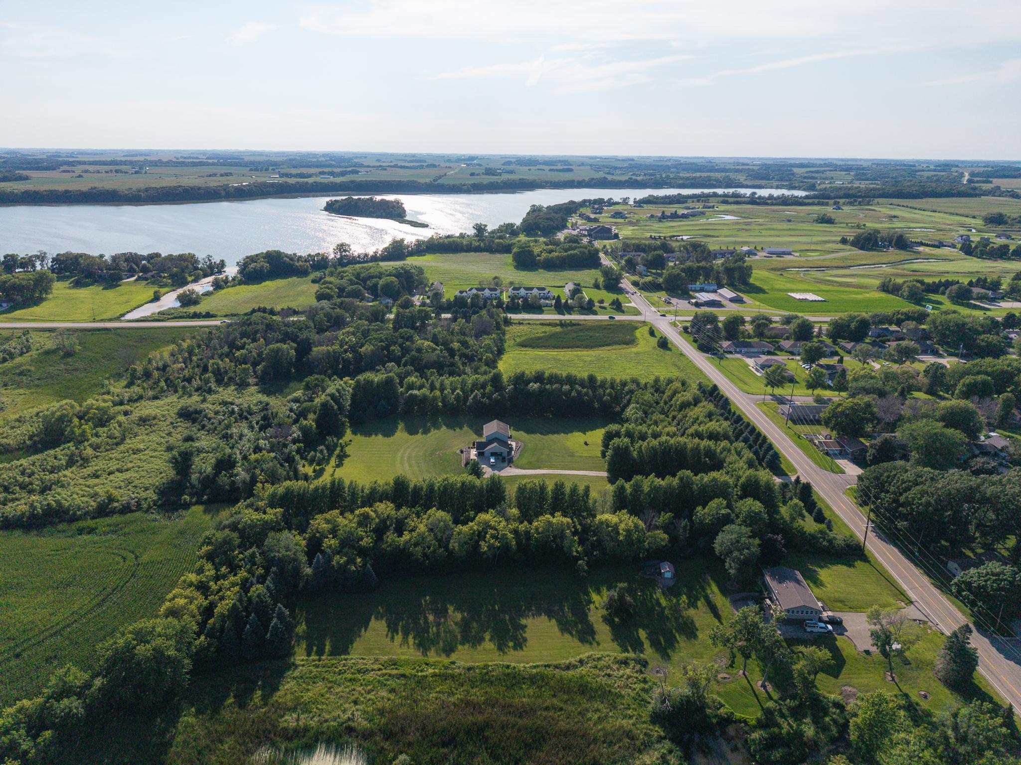 main property photo 10