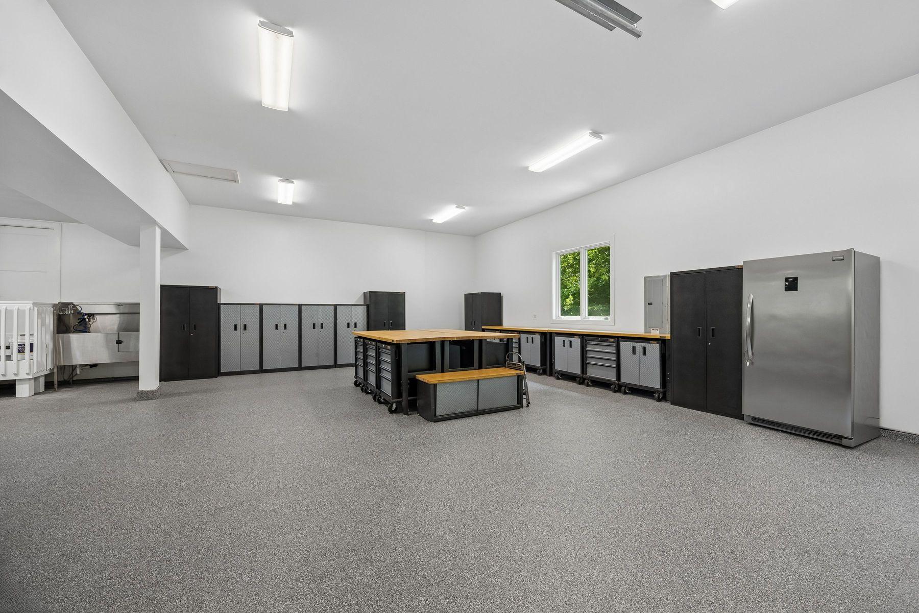 main property photo 65