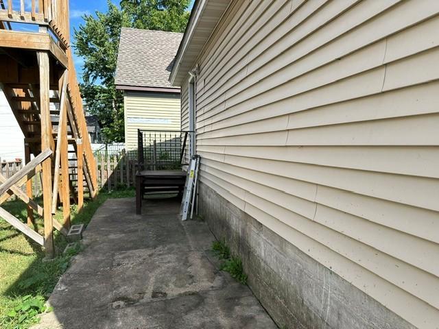 main property photo 16