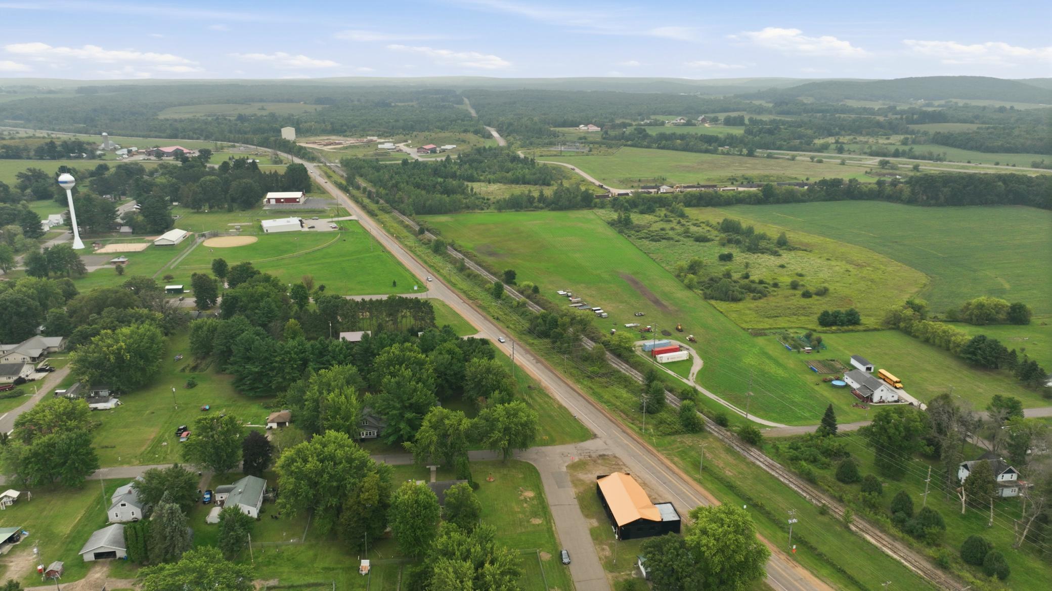 main property photo 27