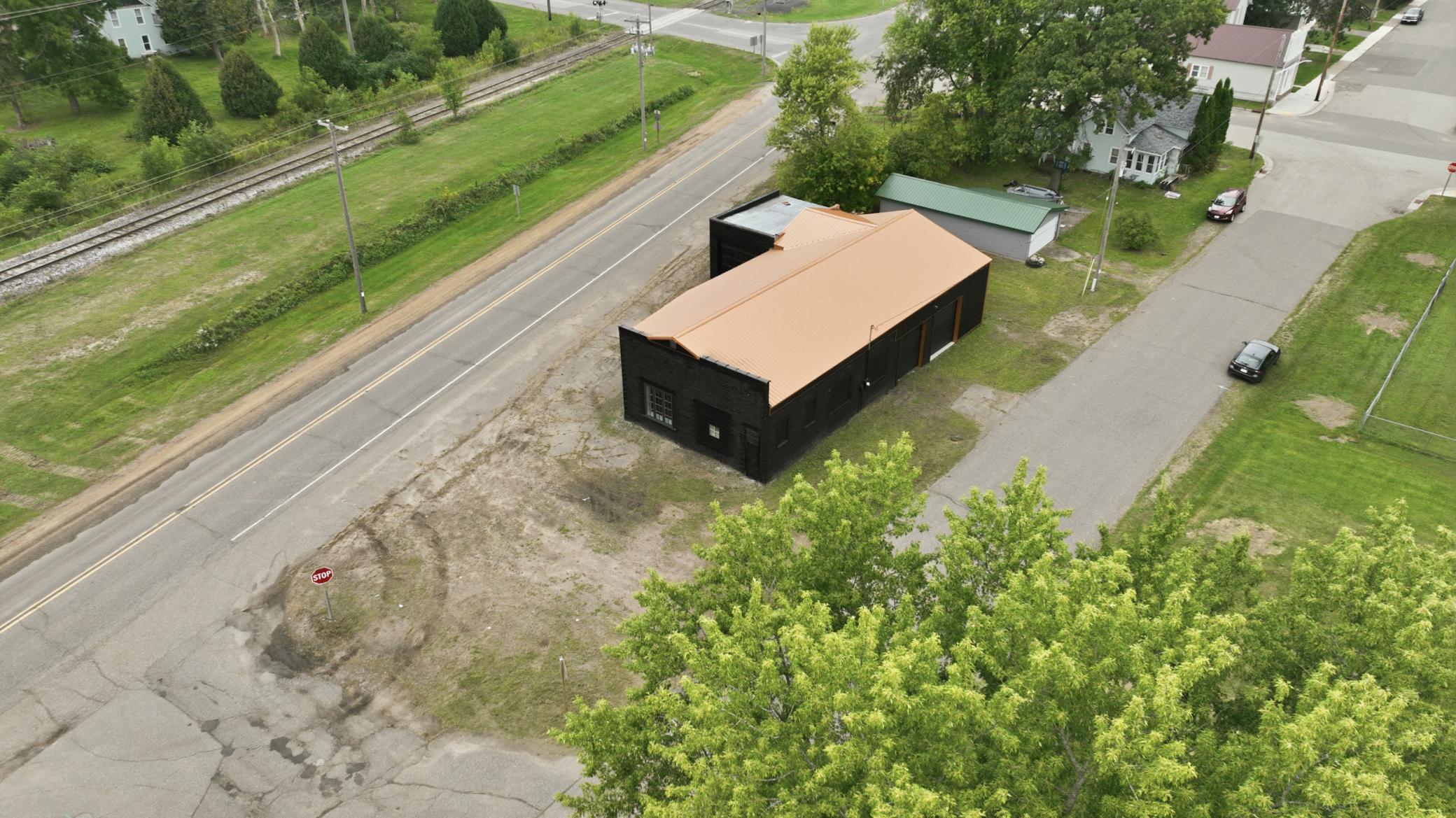 main property photo 6