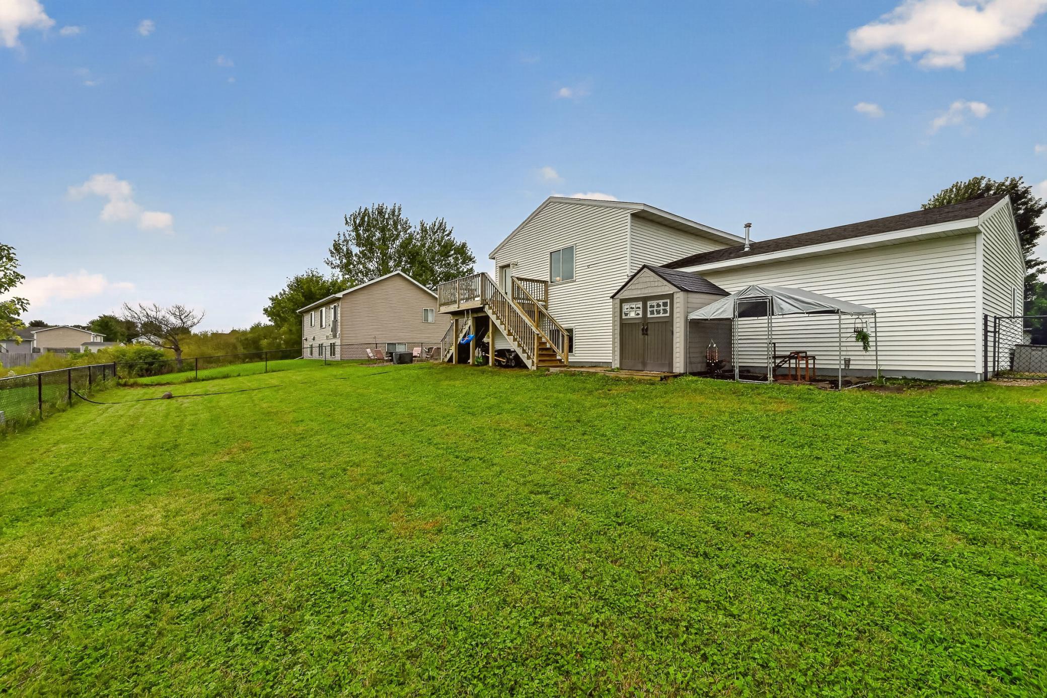 main property photo 25