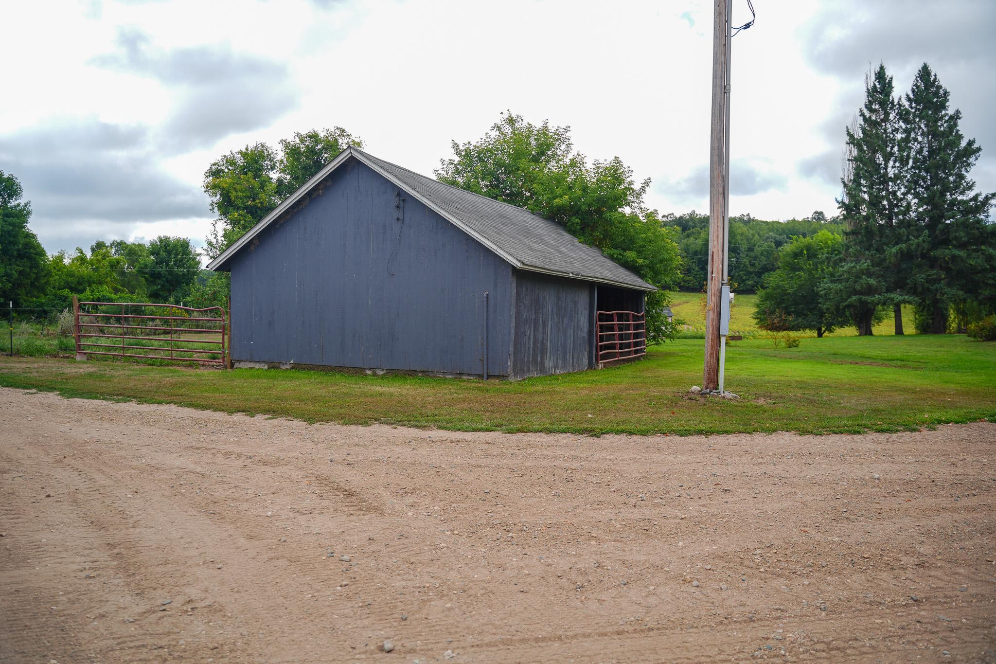main property photo 20