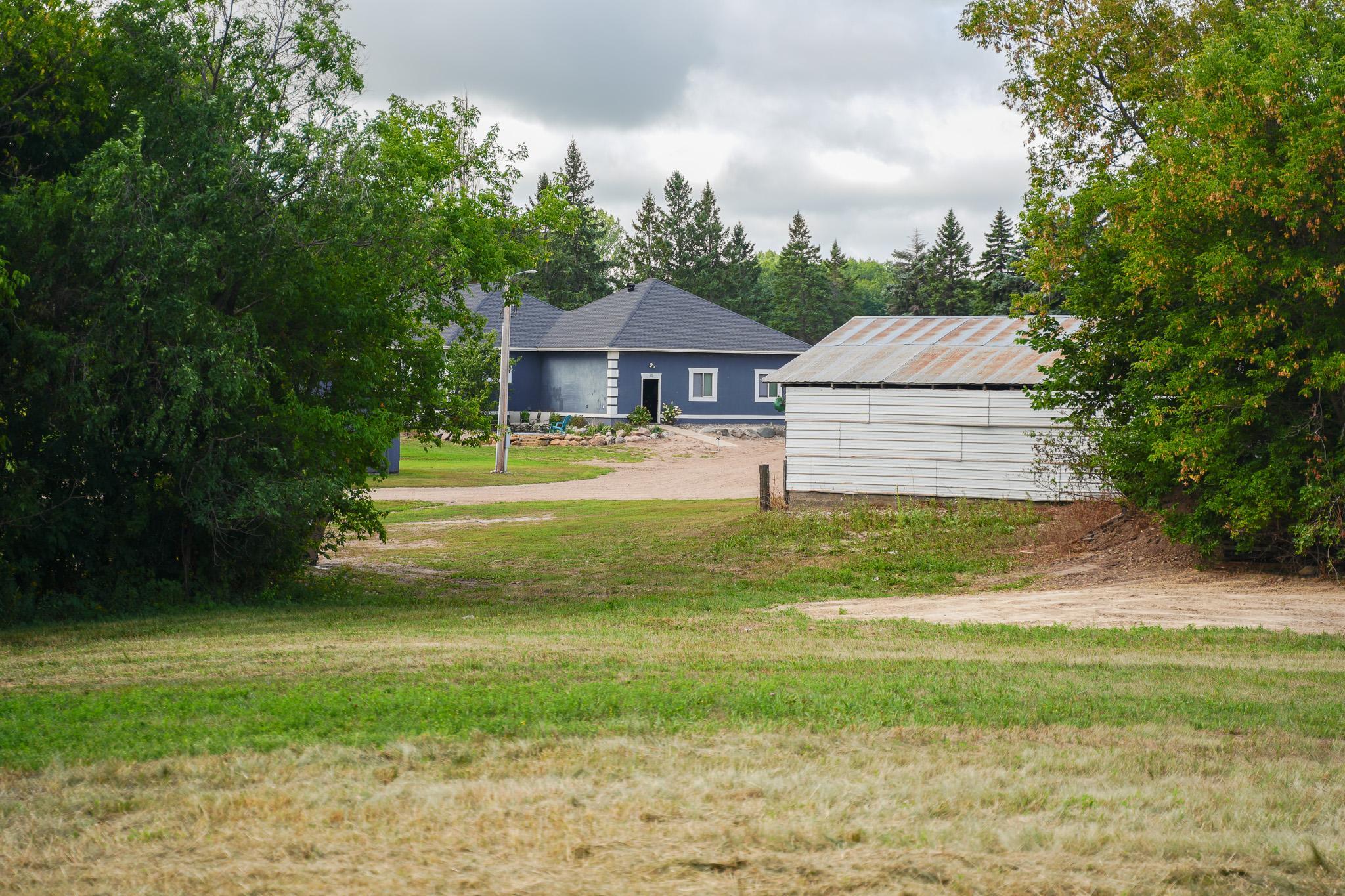 main property photo 23
