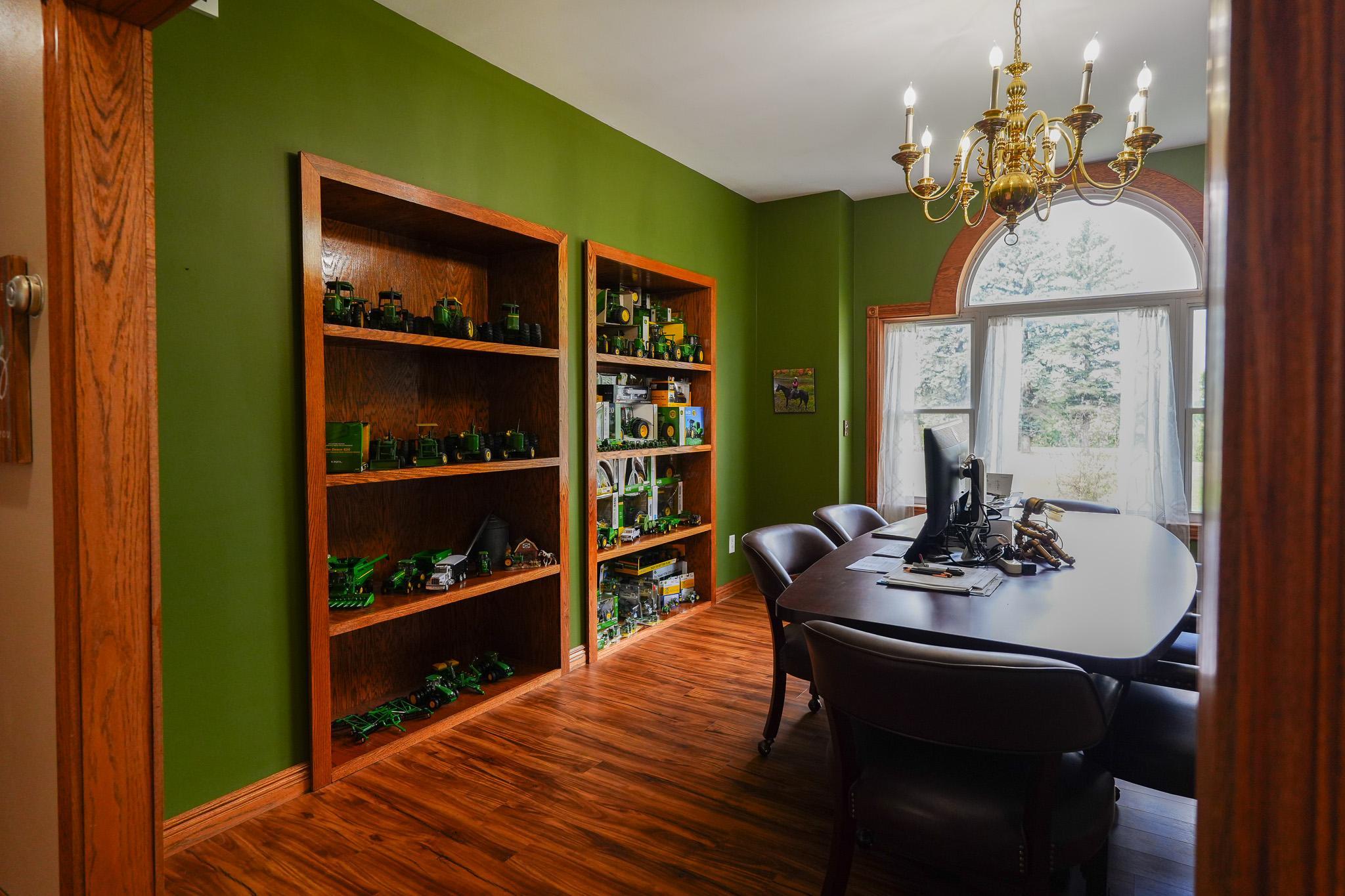 main property photo 46