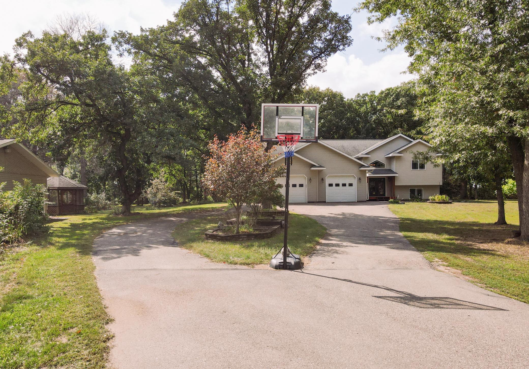 main property photo 95