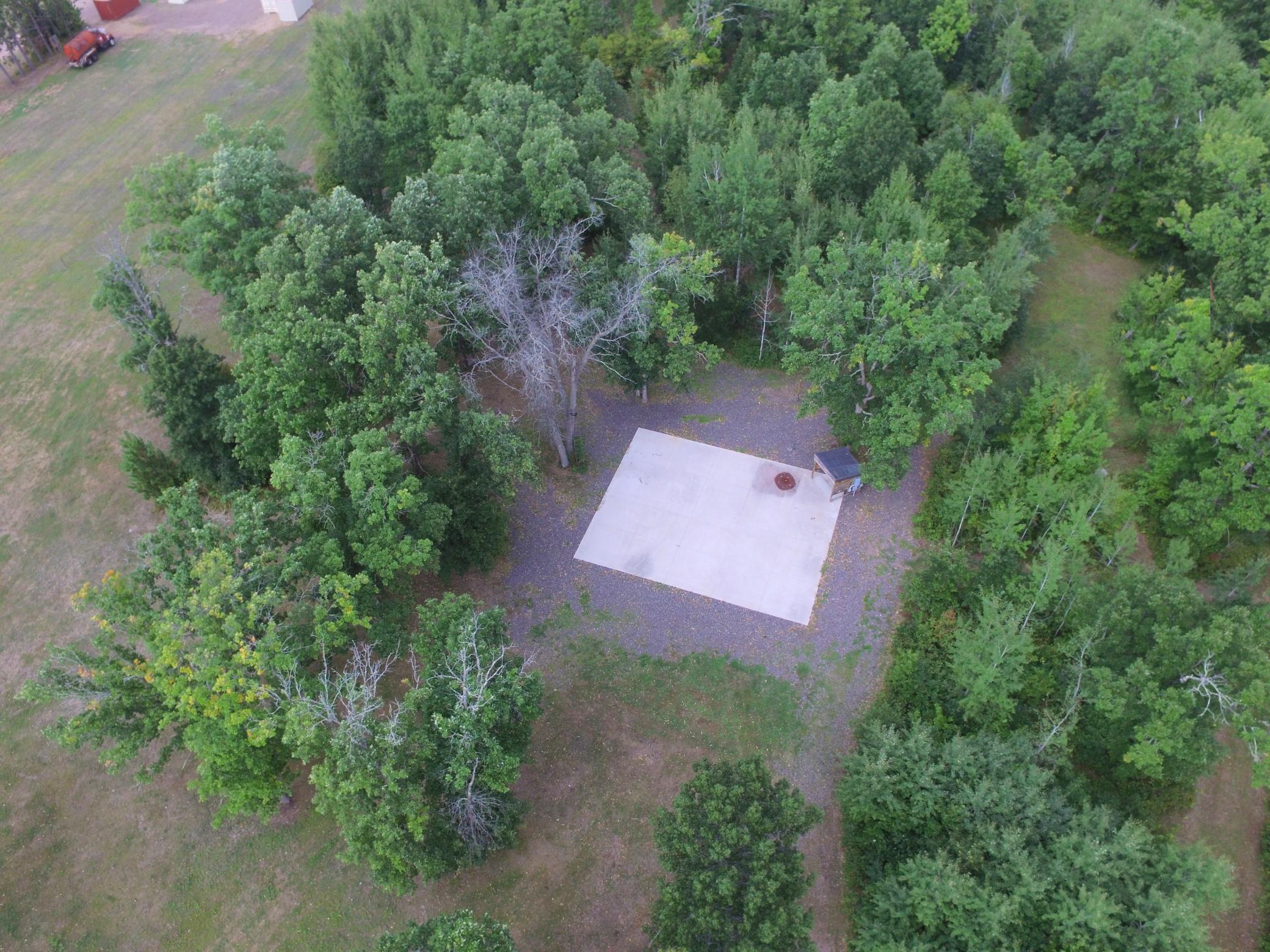 main property photo 32