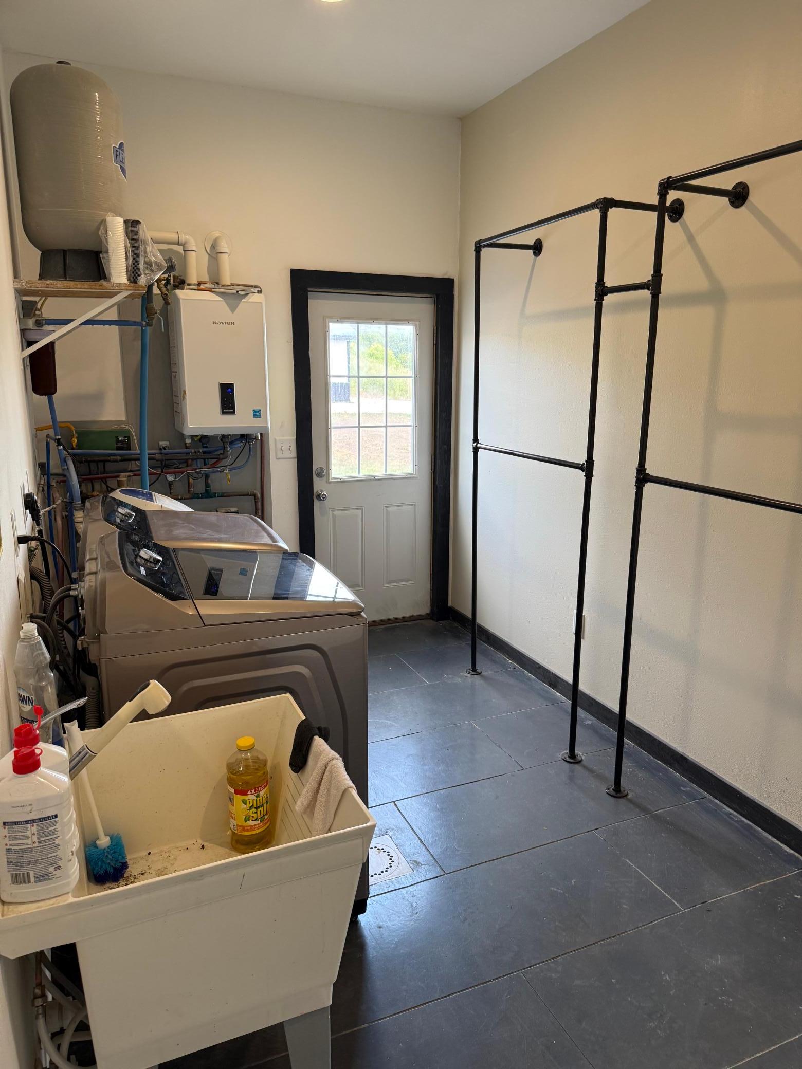 main property photo 13