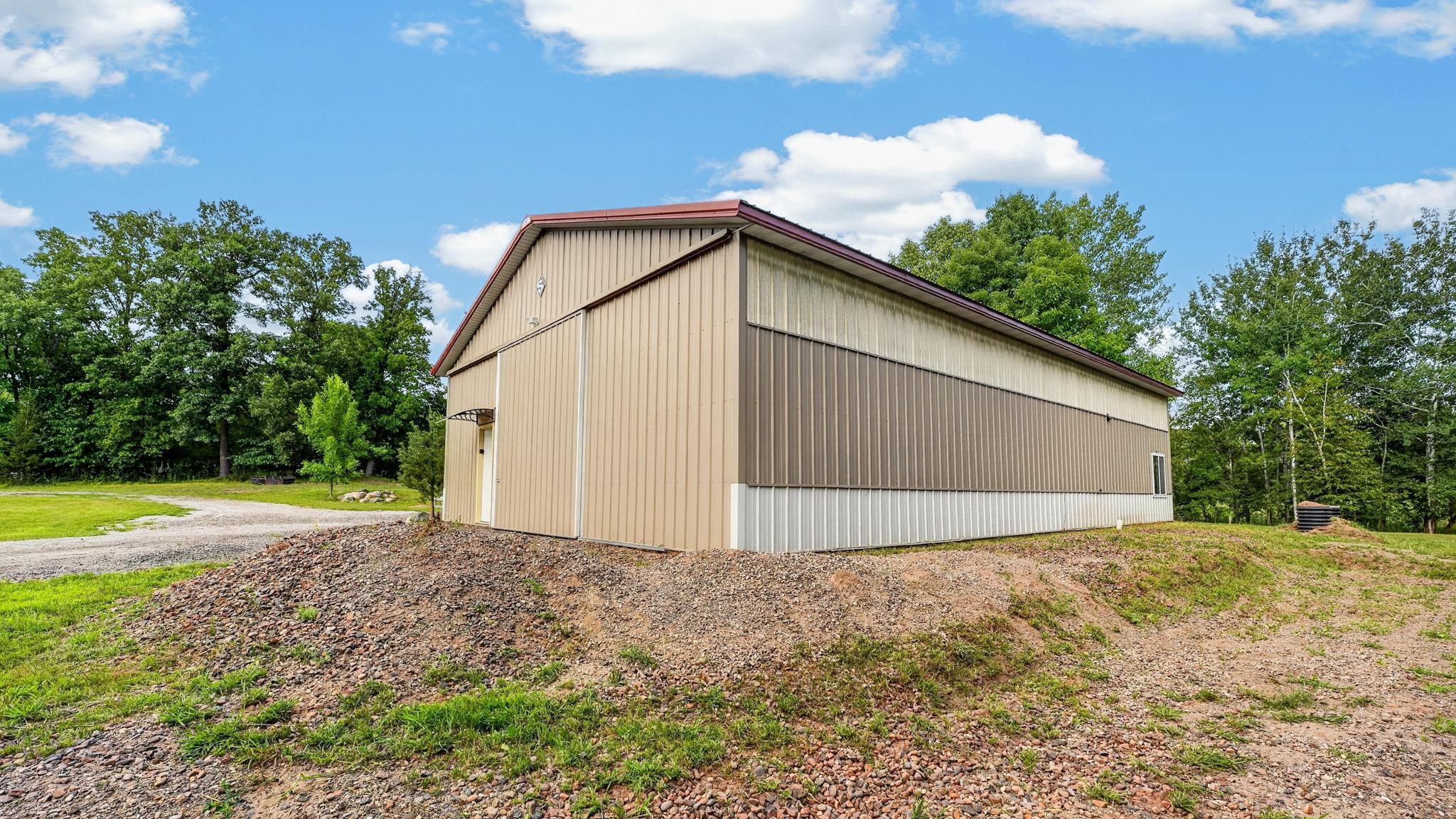 main property photo 12