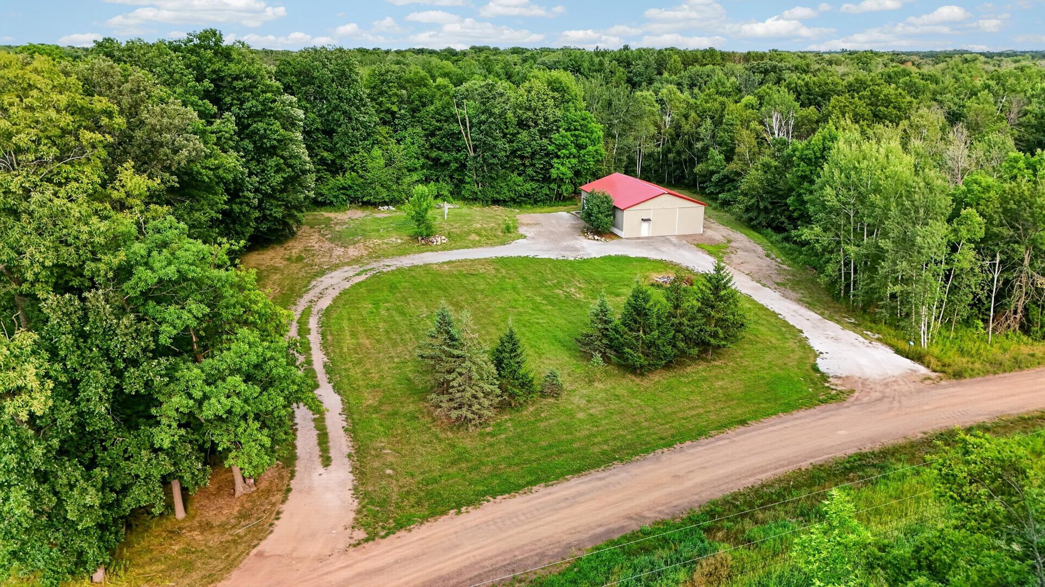 main property photo 25