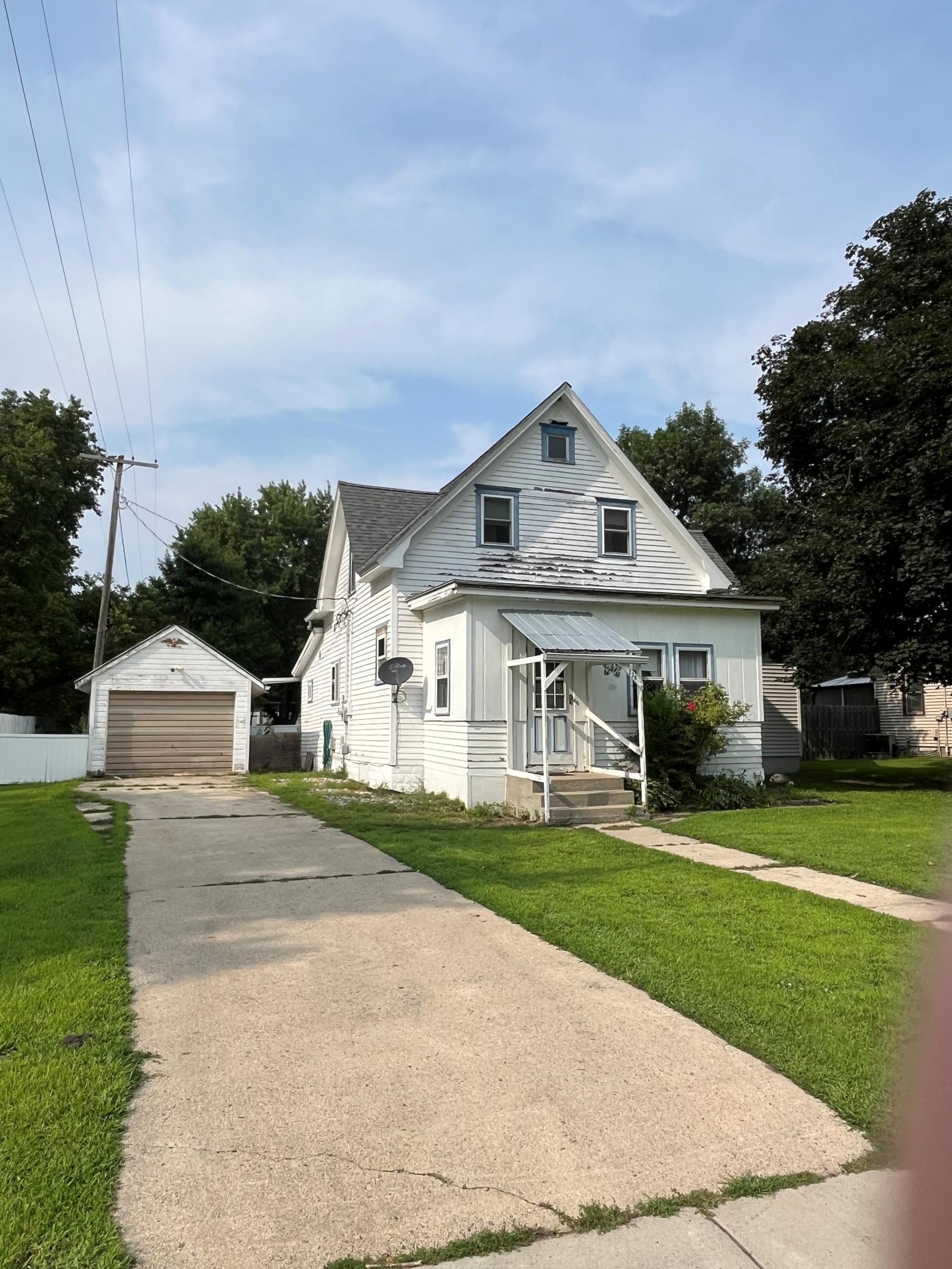 main property photo 17