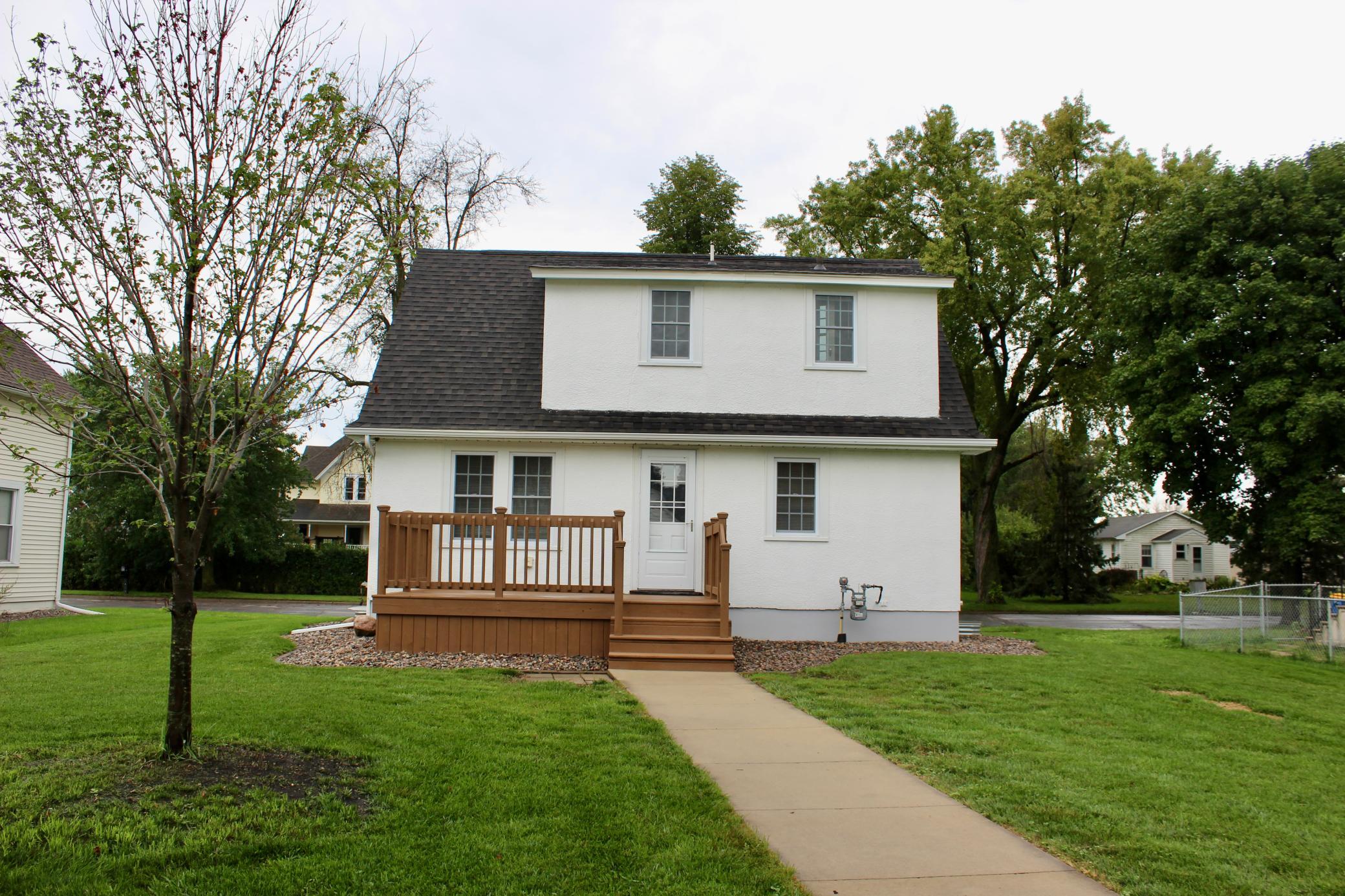 main property photo 2