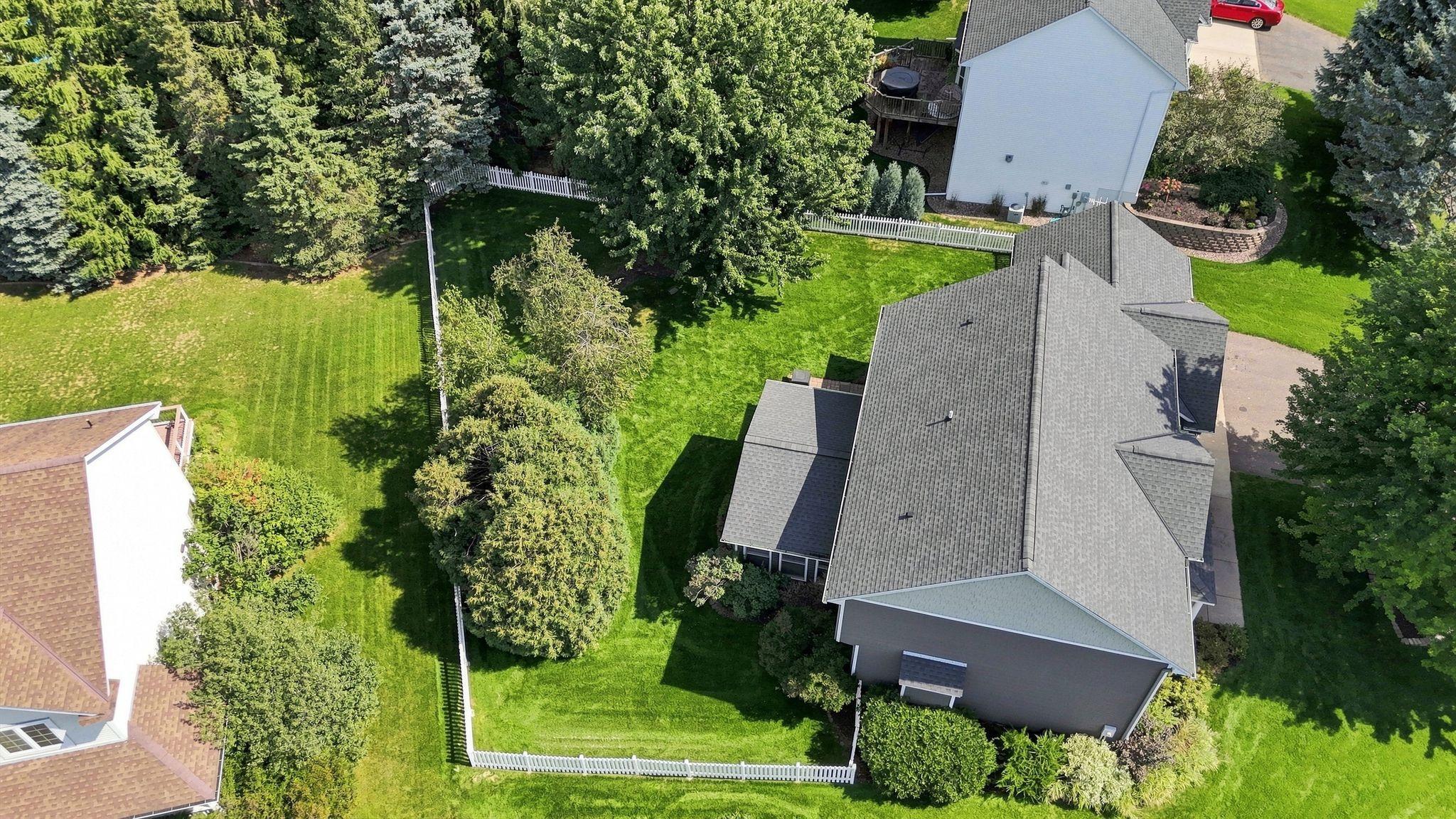 main property photo 50