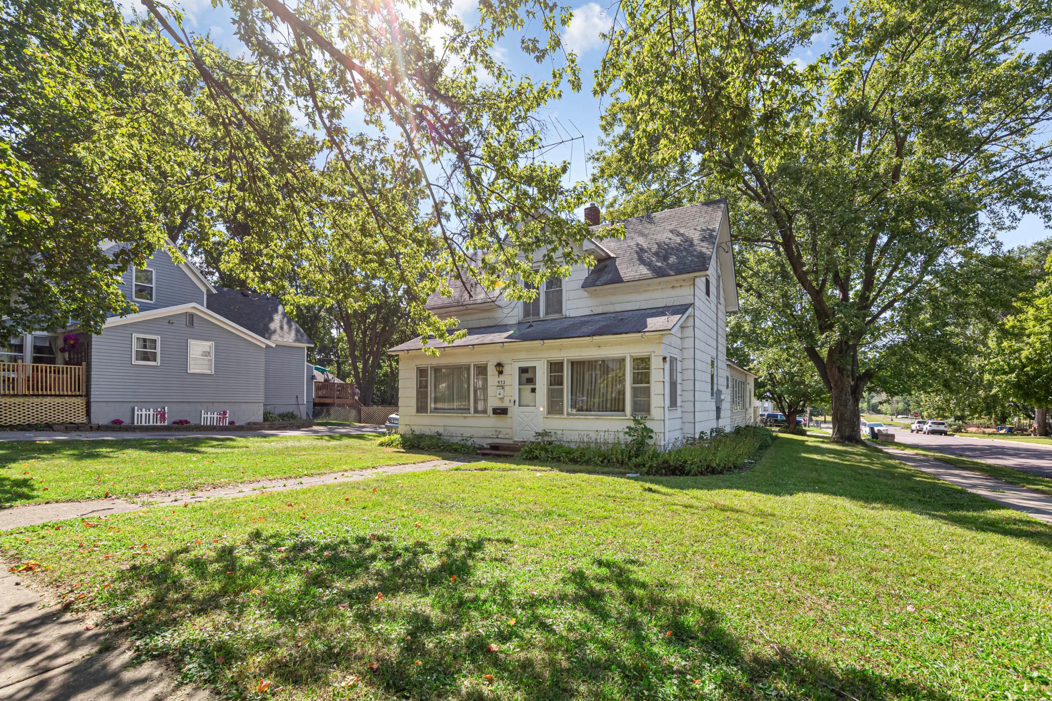 main property photo 39