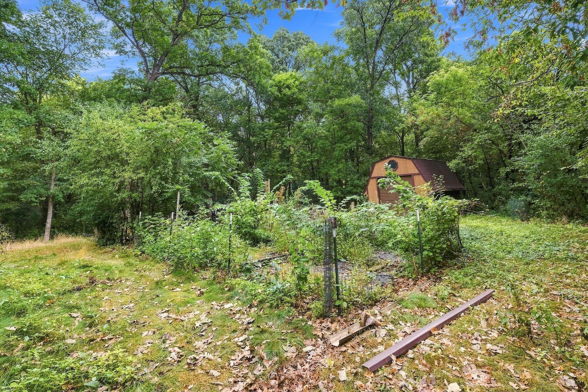 main property photo 17