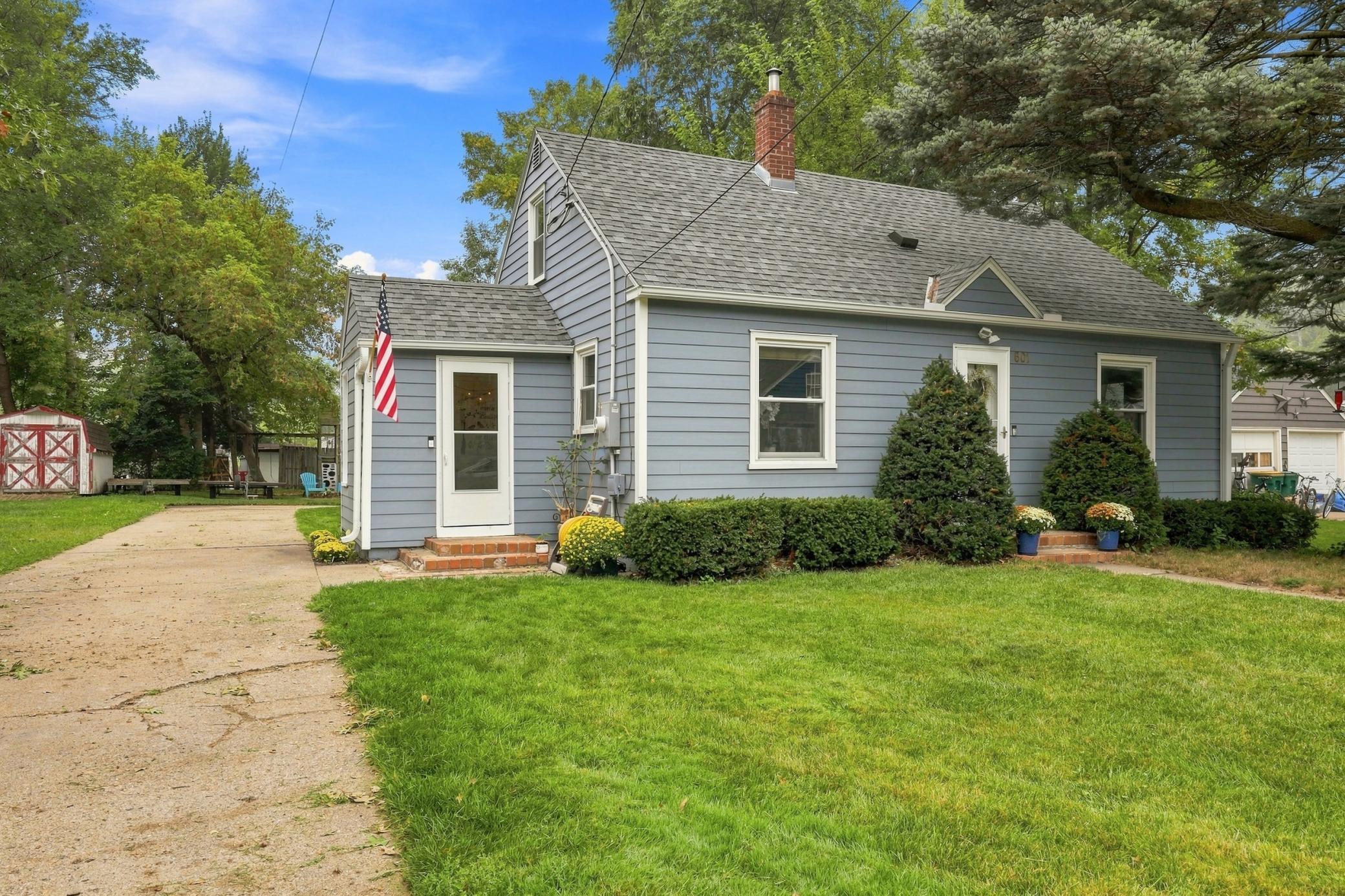 main property photo 2