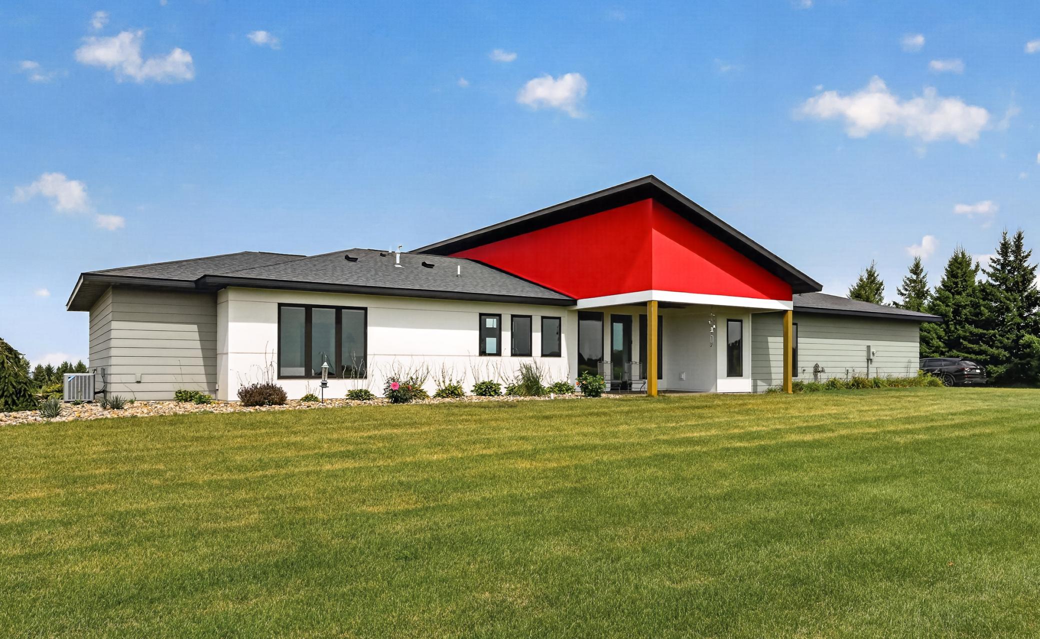 main property photo 50