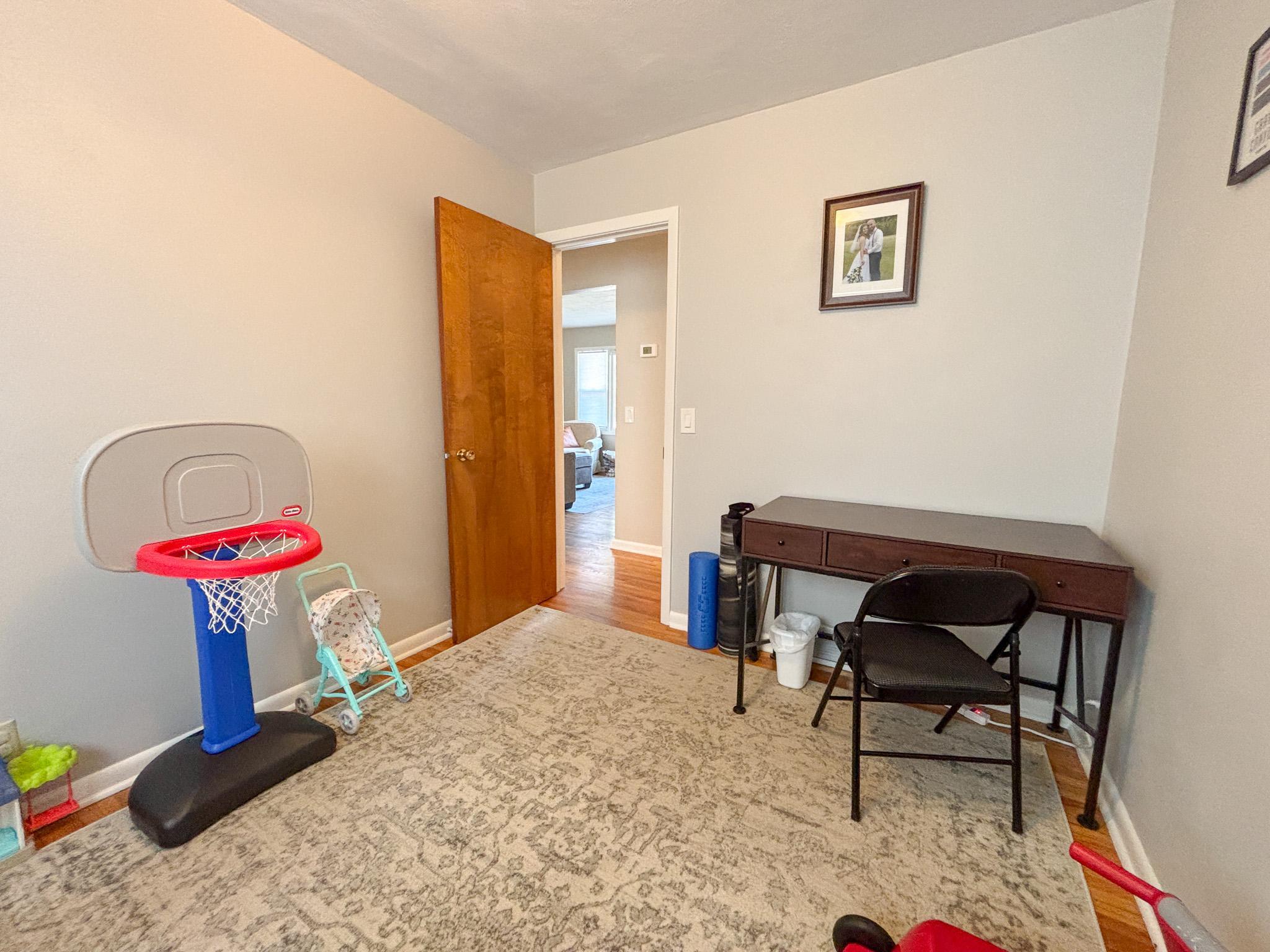 main property photo 17