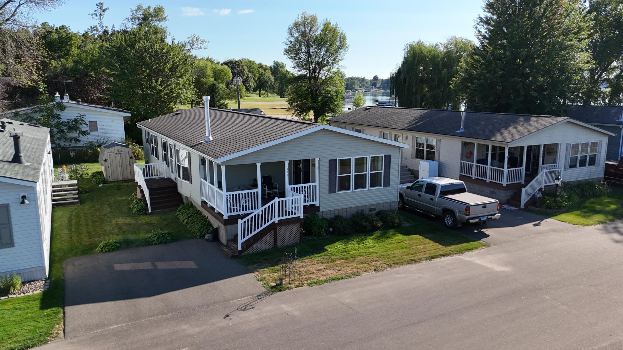 main property photo 37