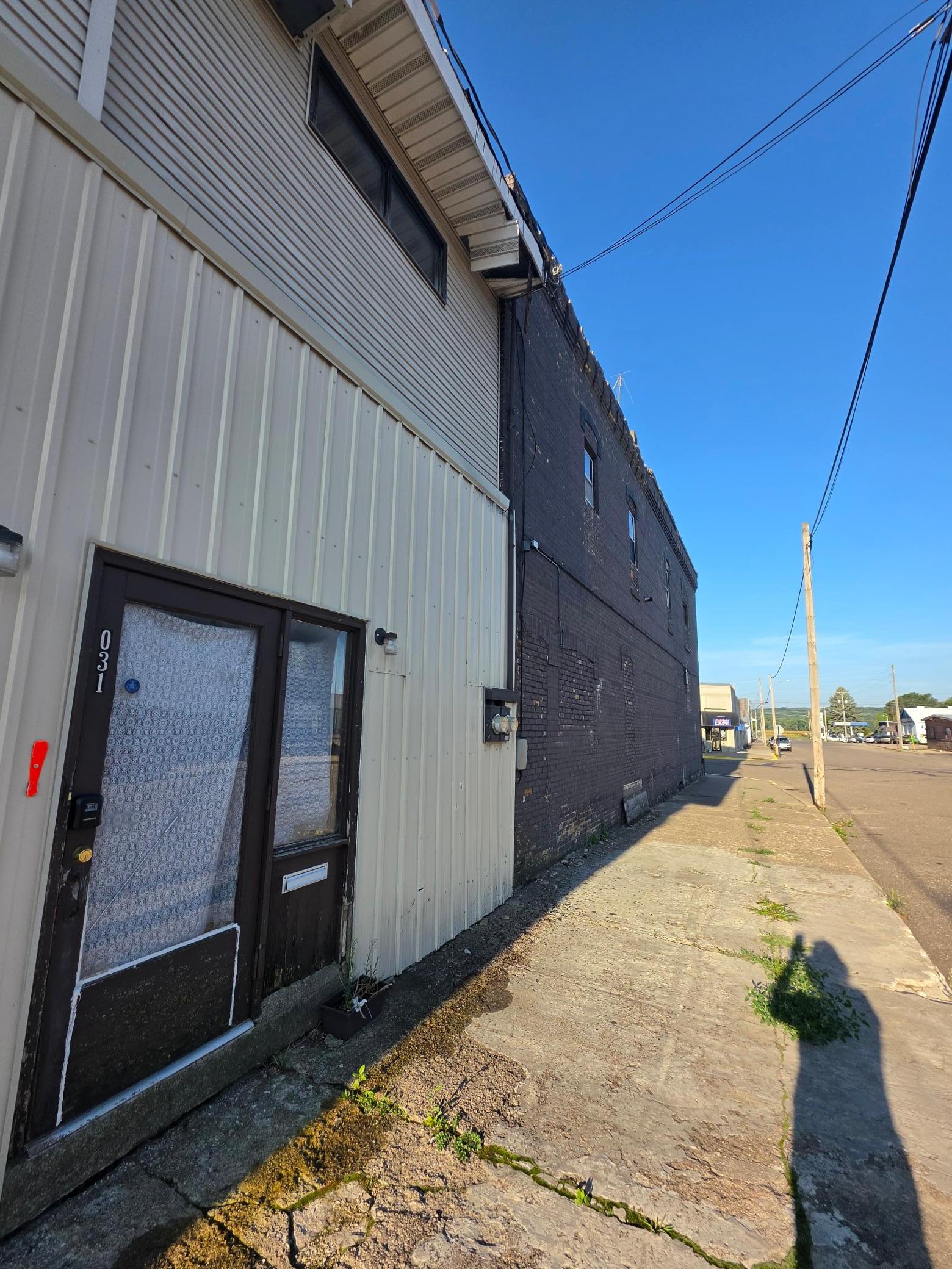 main property photo 3