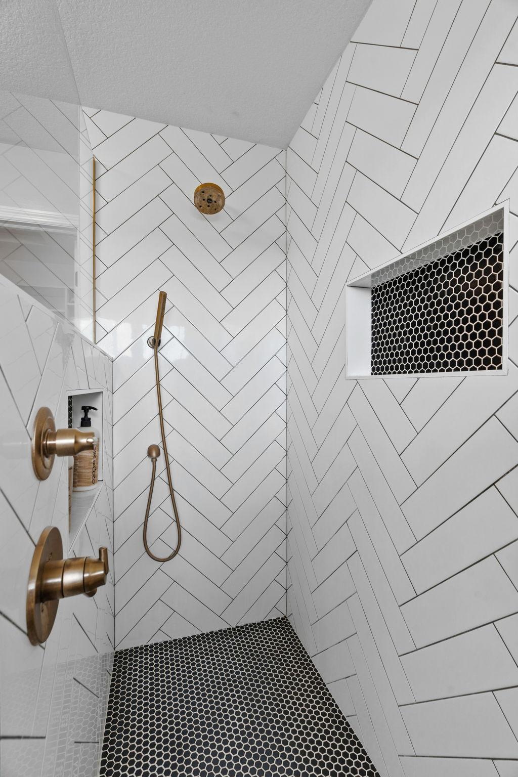 main property photo 76