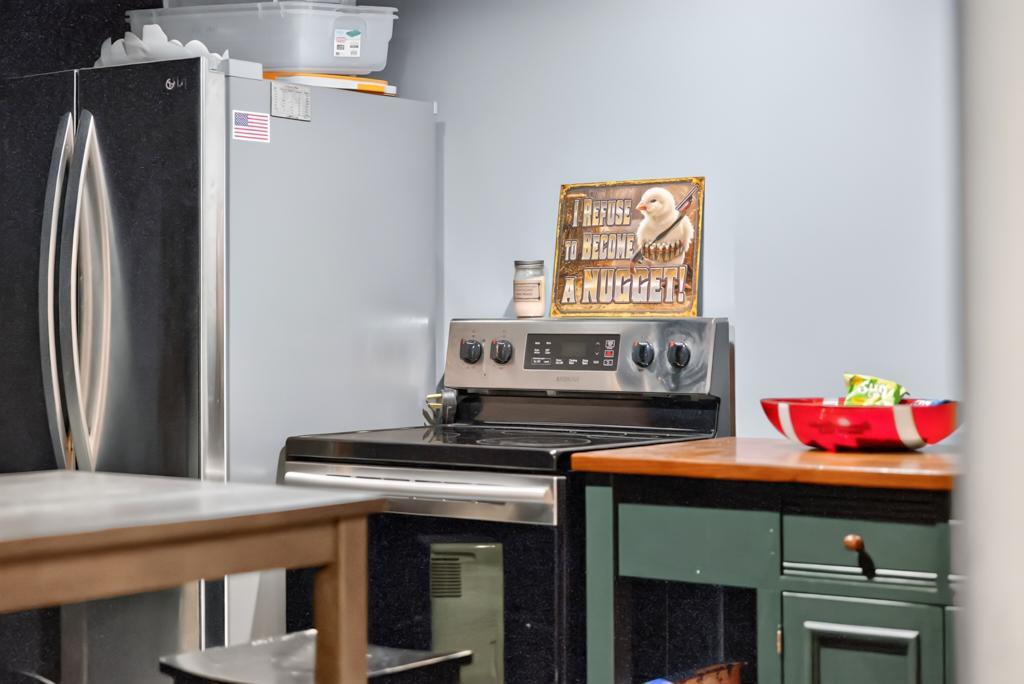 main property photo 67