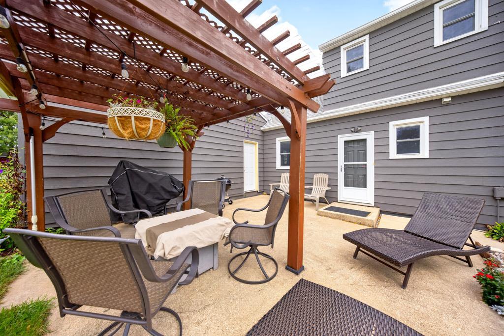 main property photo 74