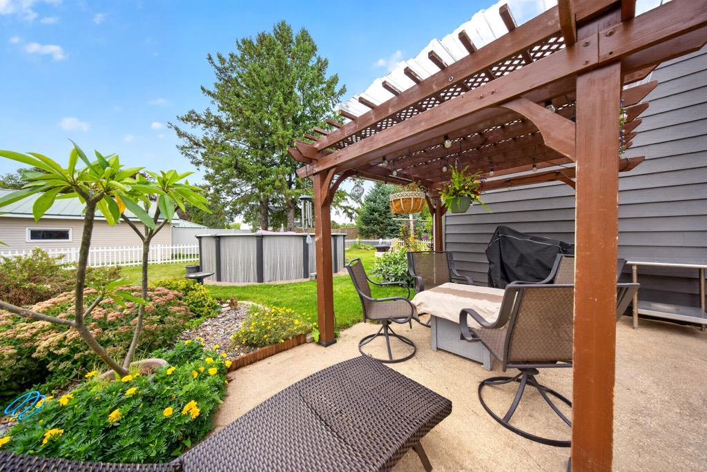 main property photo 76