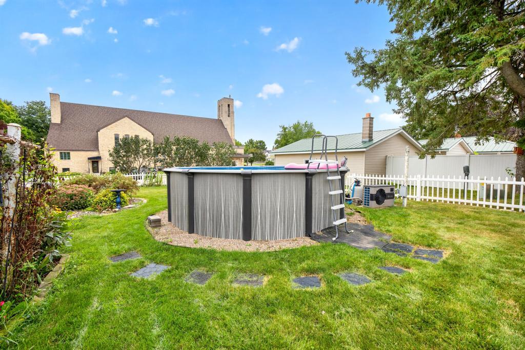 main property photo 77