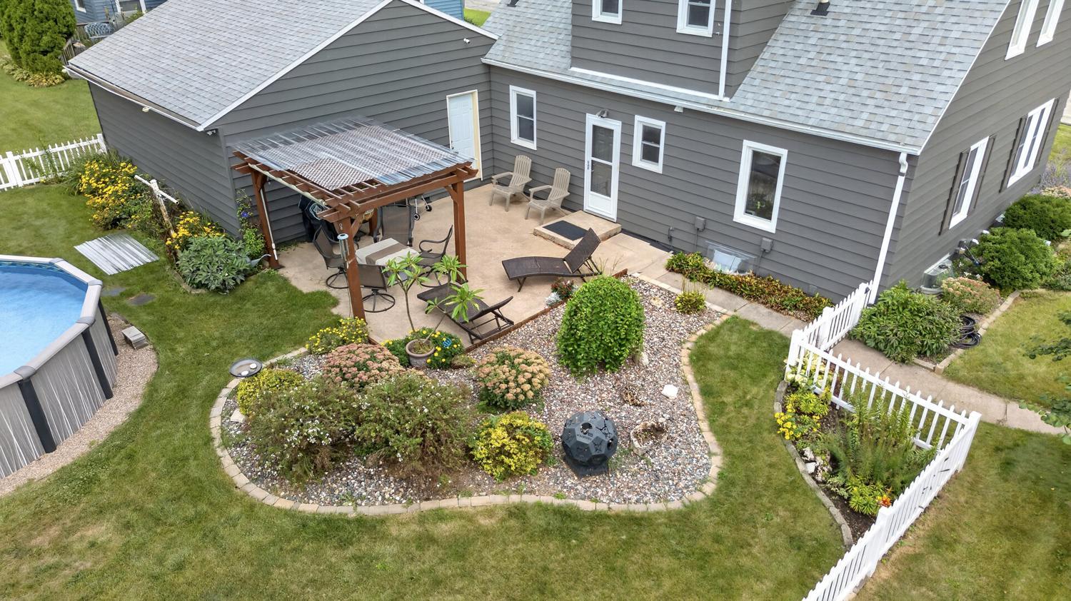 main property photo 80