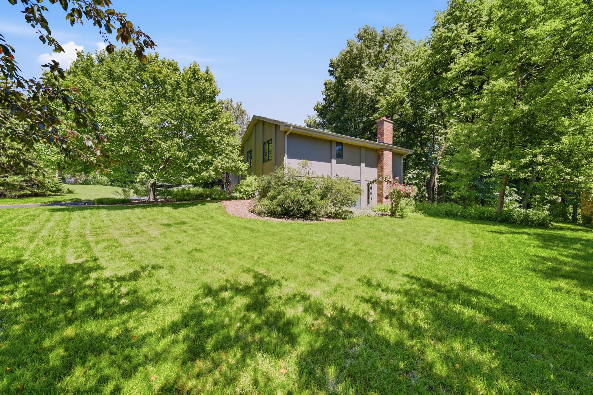 main property photo 33