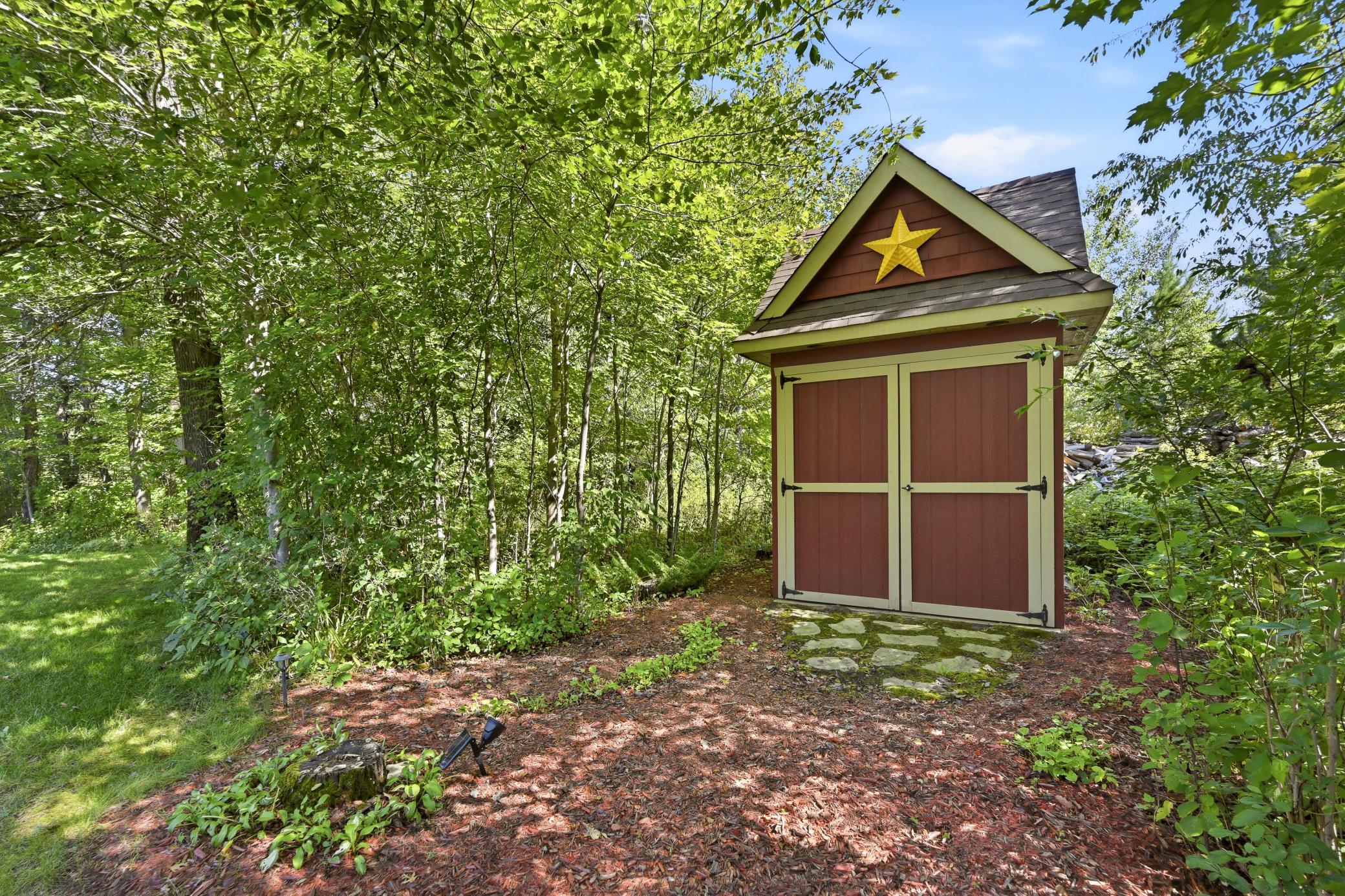 main property photo 24
