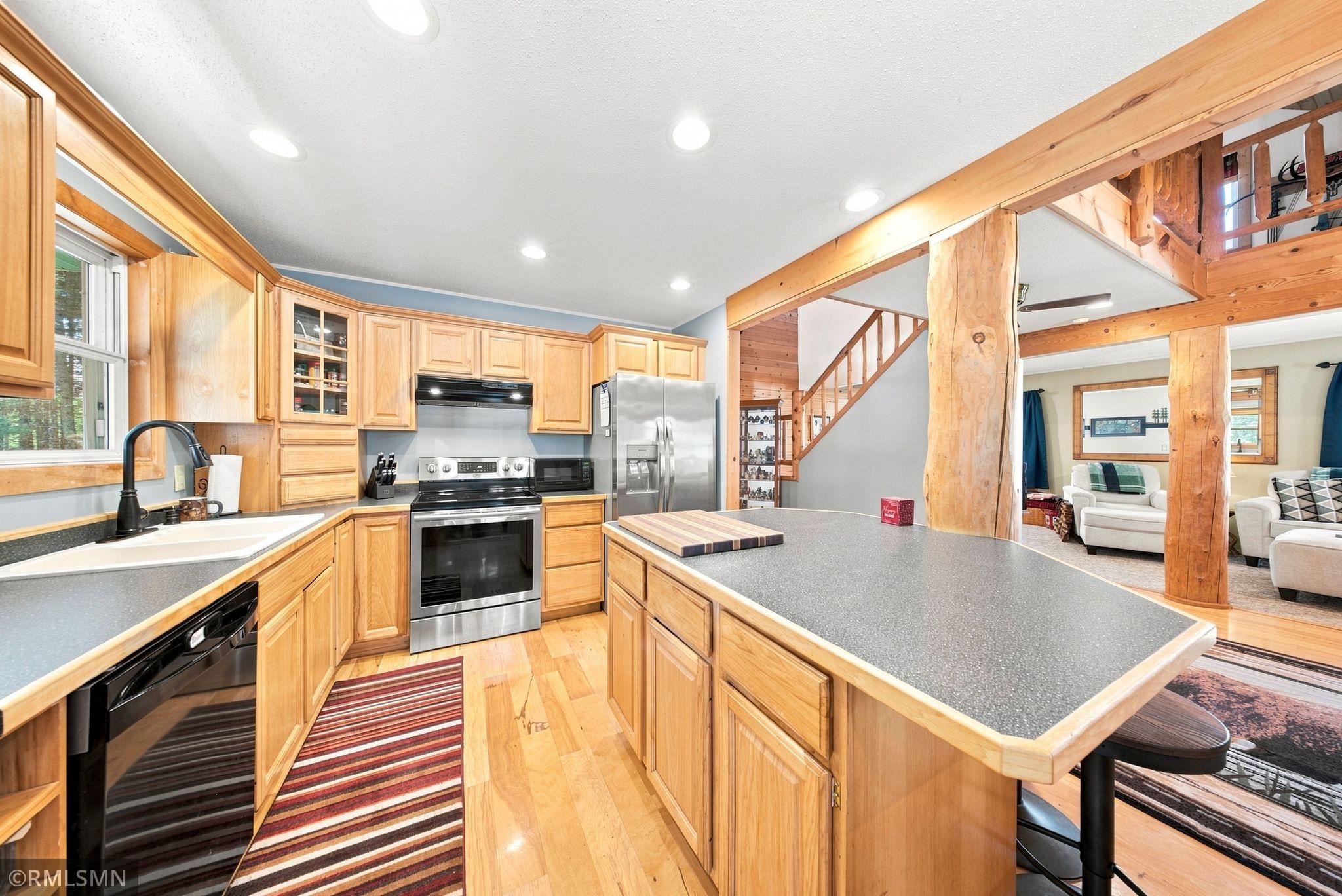 main property photo 14
