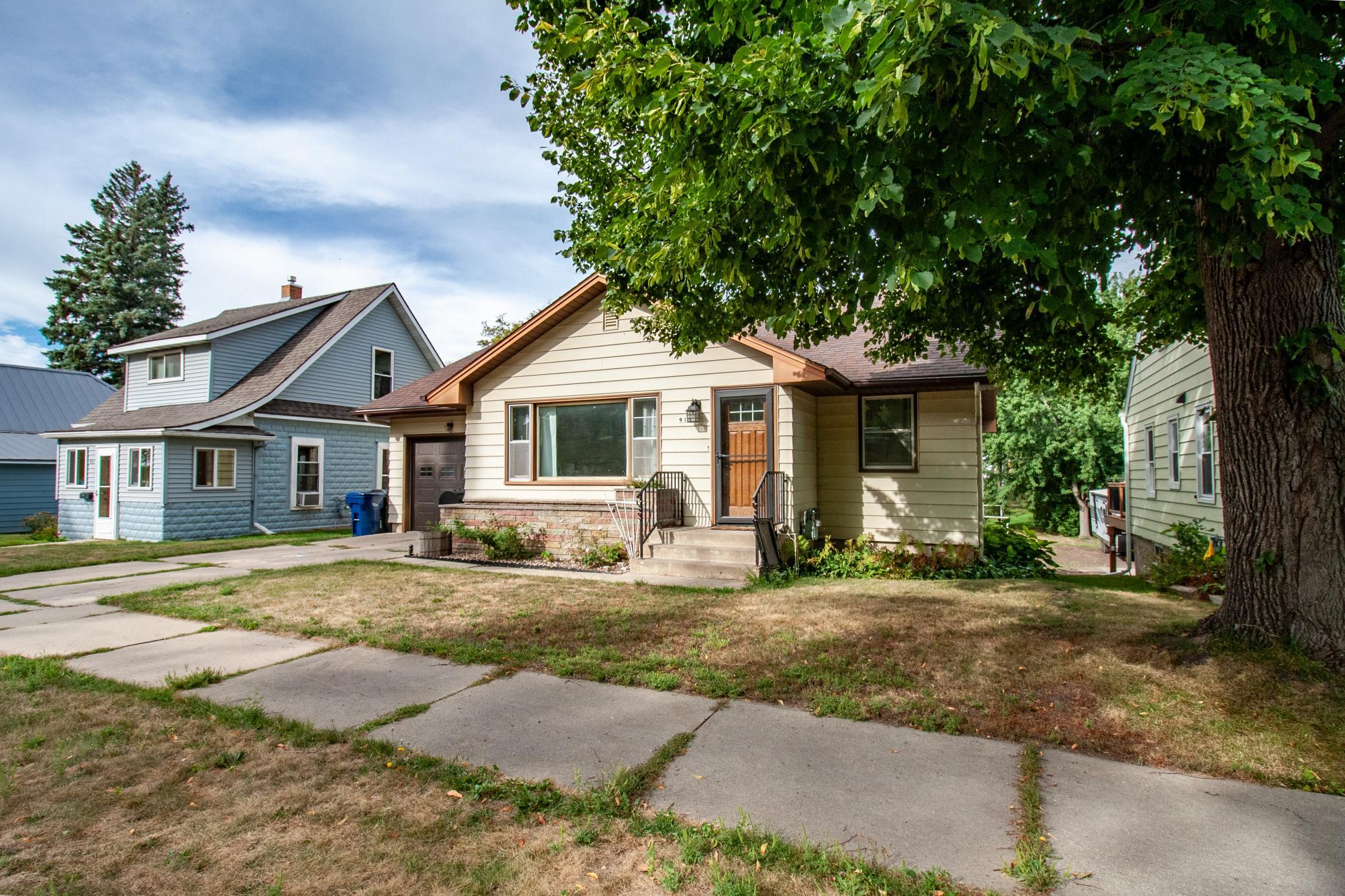 main property photo 2