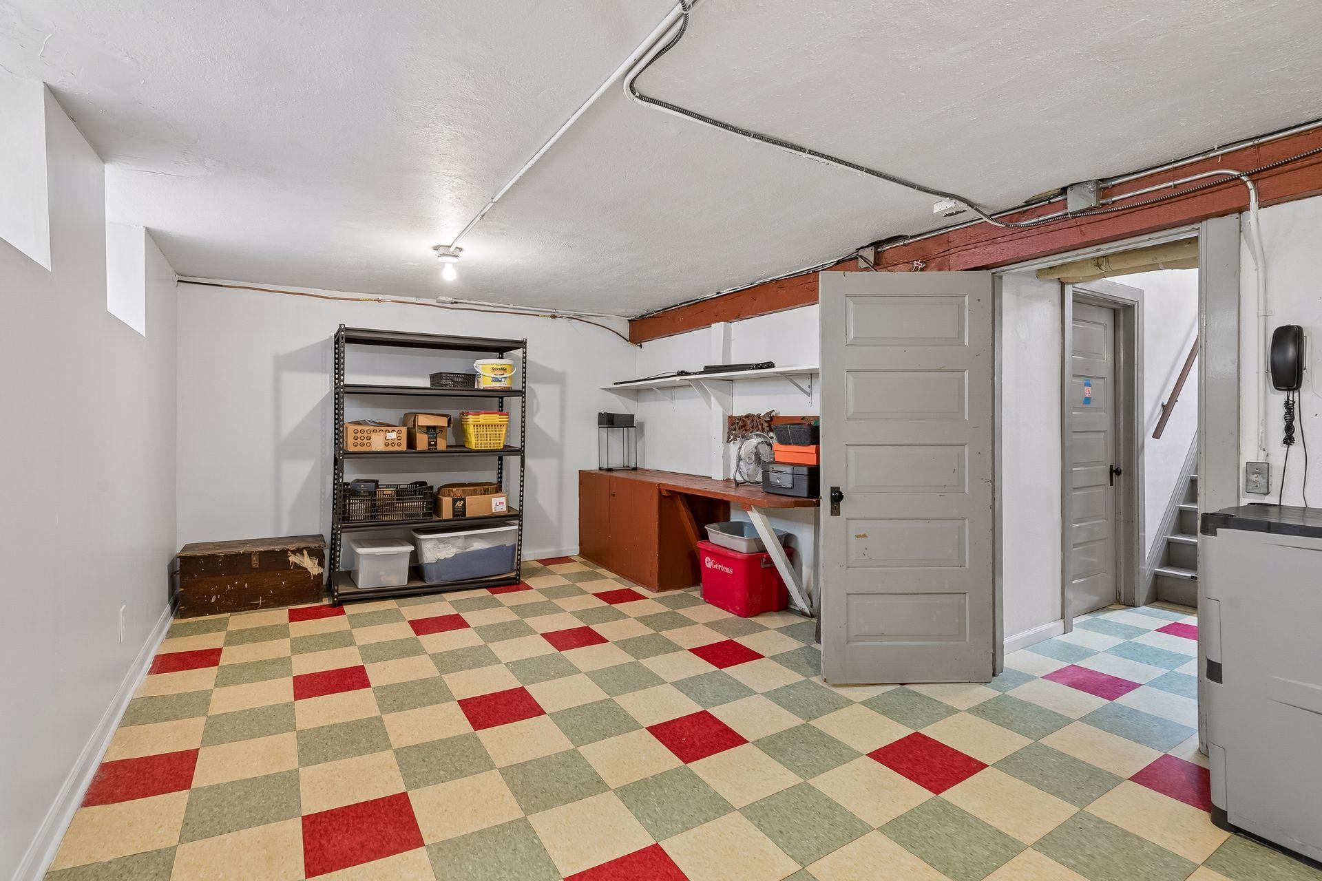 main property photo 30