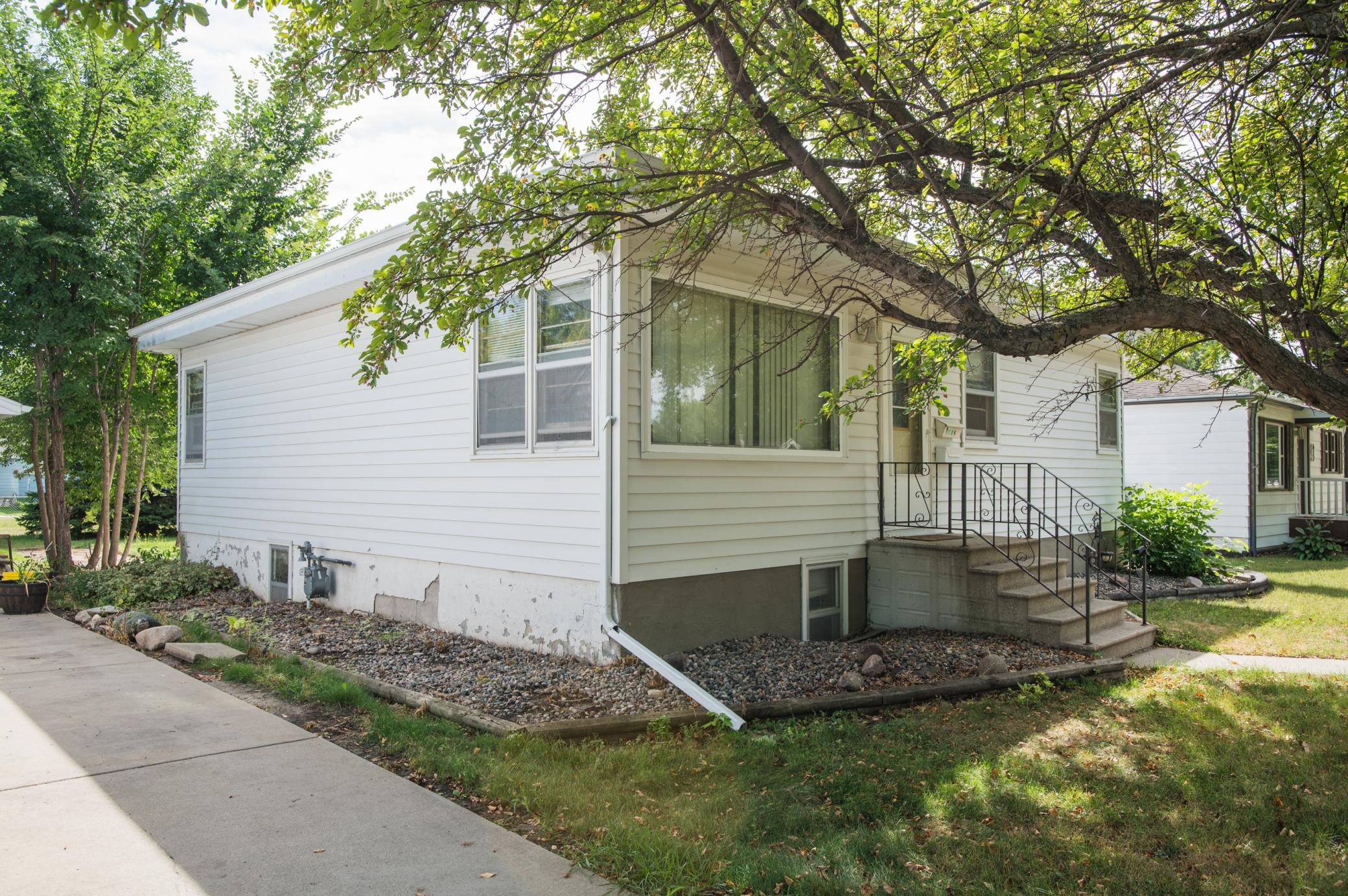 main property photo 2