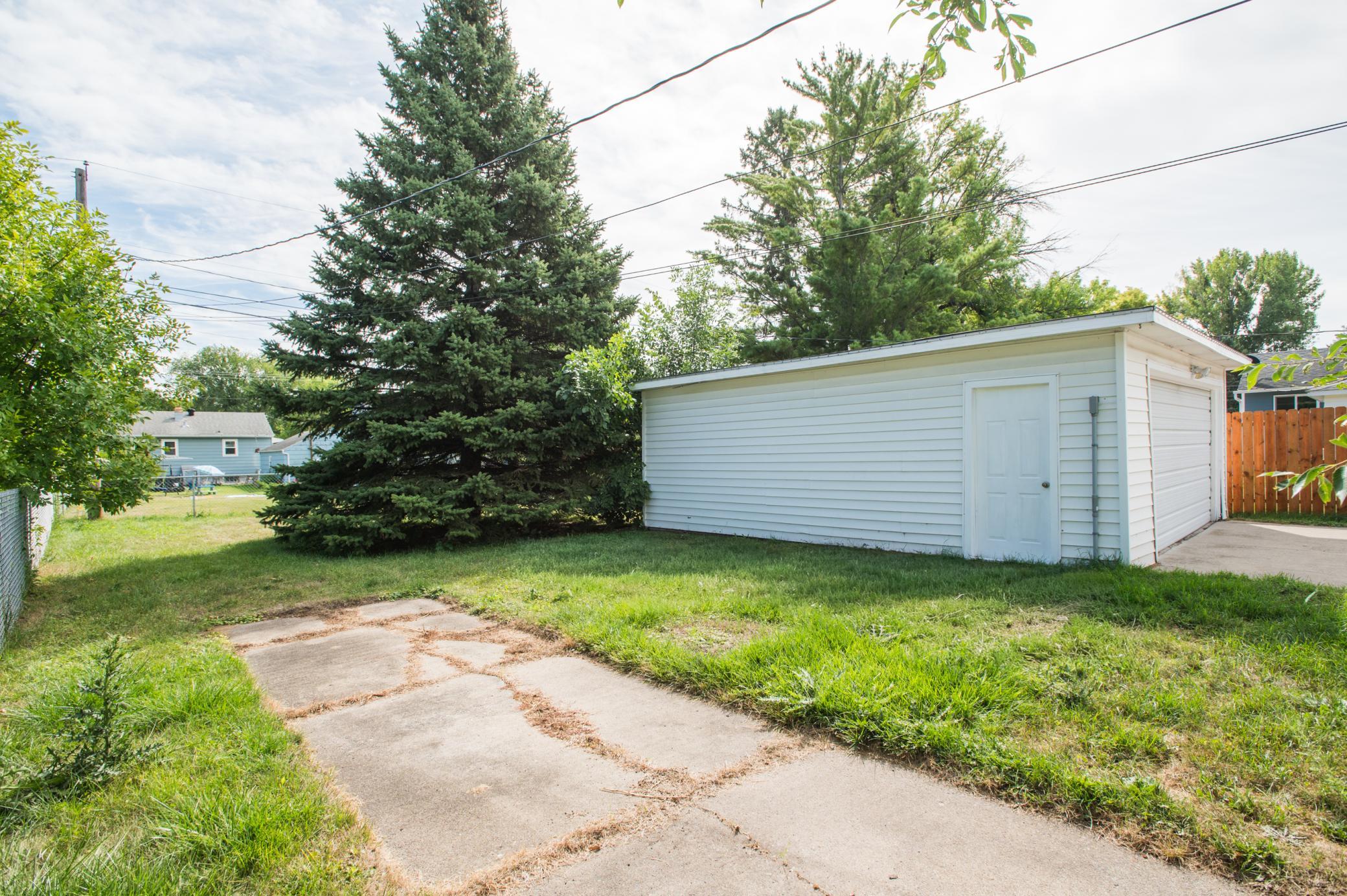 main property photo 45