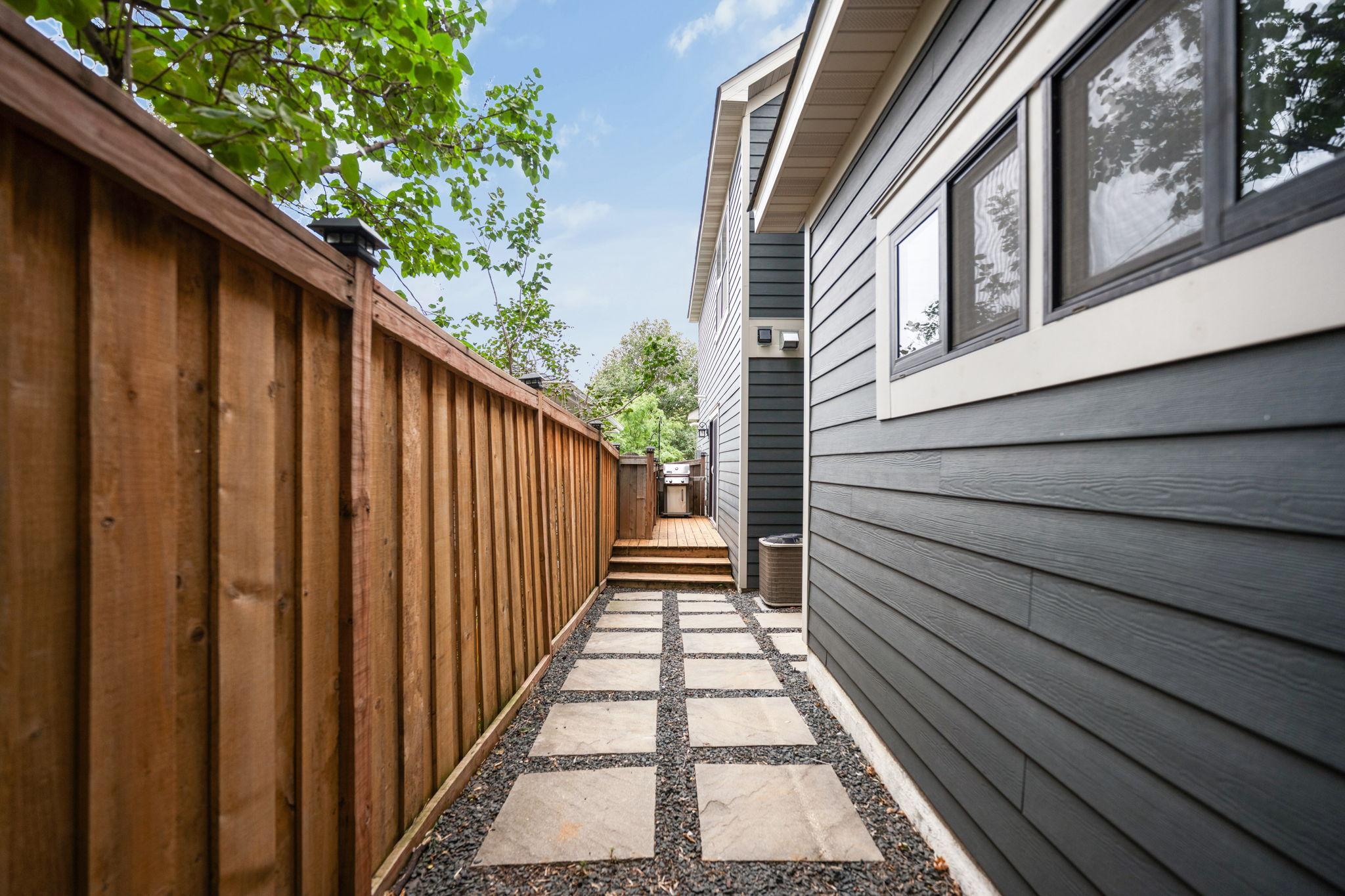 main property photo 59