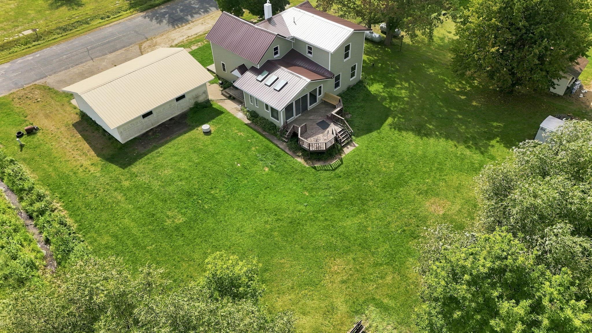main property photo 20