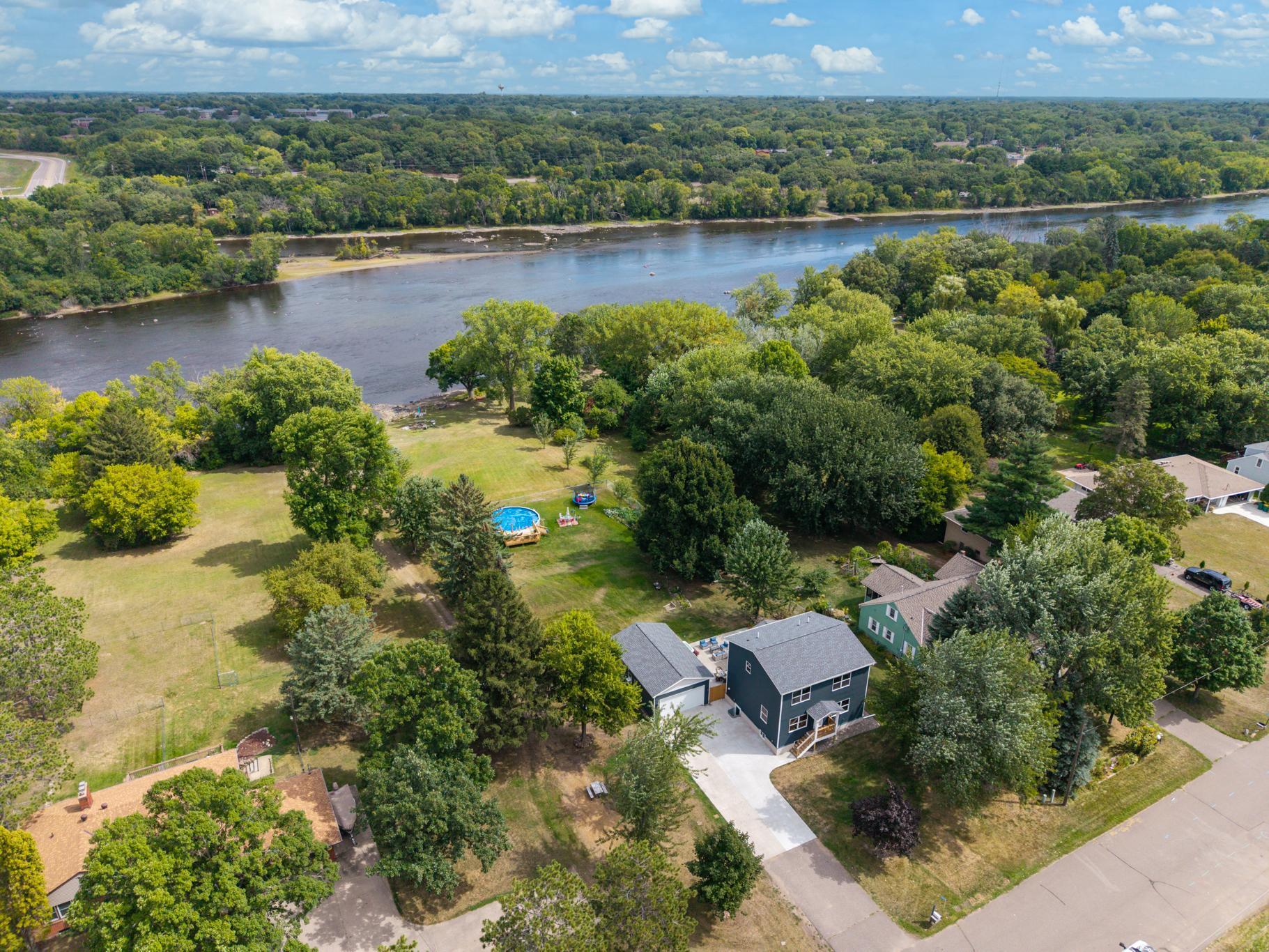 main property photo 0