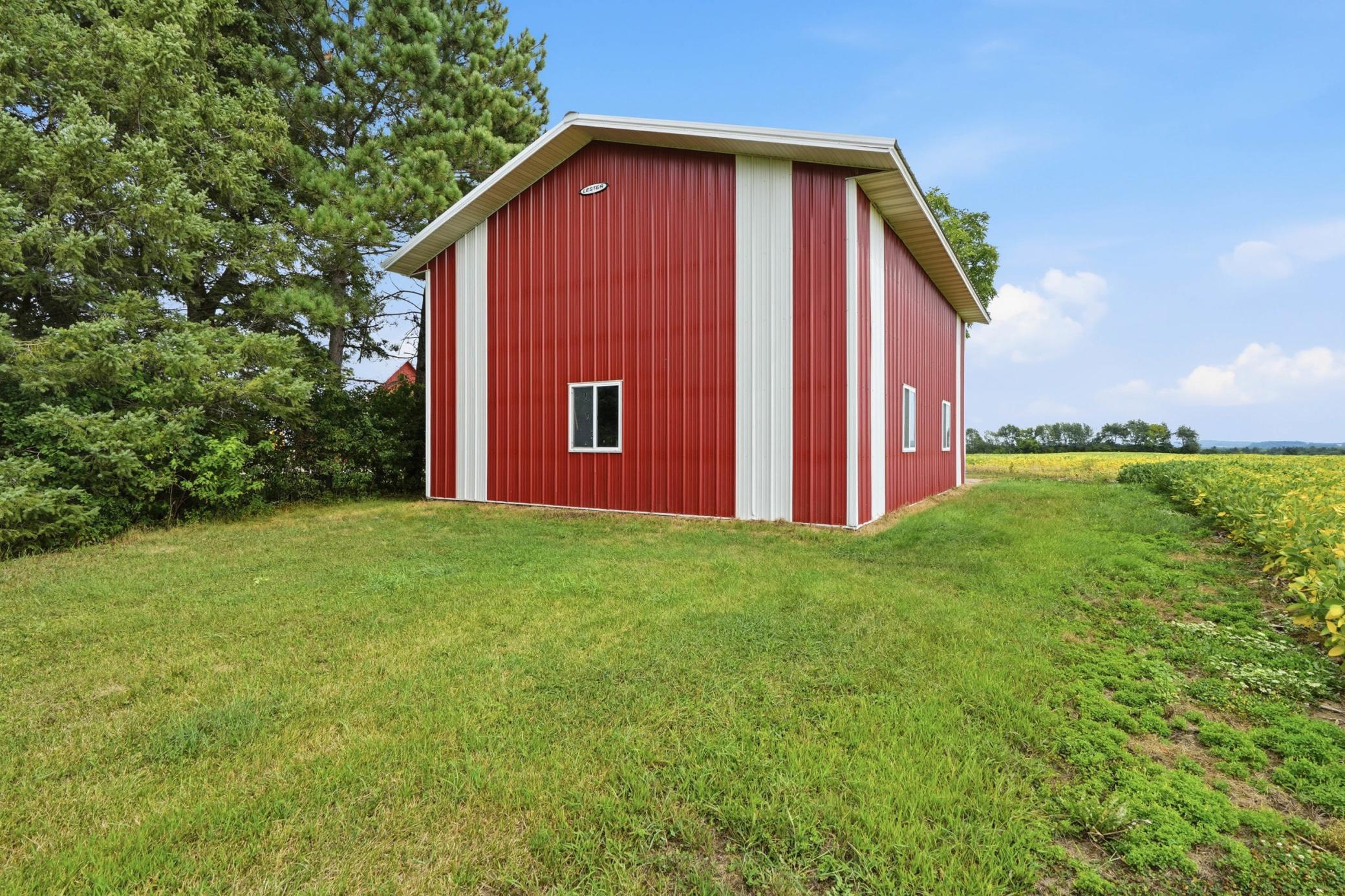 main property photo 36